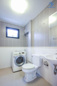 บ้านเดี่ยวมือสอง แบรนด์ AP* ม.เซนโทร รามอินทรา109 บ้านหลังใหญ่ต่อเติมสวย! เนื้อที่ 71.6 ตร.ว. ฟังก์ชั่น 3 ห้องนอน 3 ห้องน้ำ แถมแอร์ 3 เครื่อง โครงการร่มรื่น น่าอยู่ ตอบโจทย์ทุกการอยู่อาศัยบนทำเลศักยภาพ ใกล้ทางด่วนรามอินทรา และรถไฟฟ้าสถานี "แฟชั่นไอซ์แลนด์"