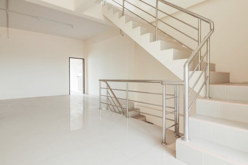 อาคารพาณิชย์ 3.5 ชั้น 2 คูหา หลังมุม! ถนนเมน! ติดถนนศาลากลาง-บางกรวย พื้นที่ใช้สอยขนาด 440 ตร.ม. ฟังก์ชั่น 4 ห้องนอน 8 ห้องน้ำ **ขายพร้อมกิจการร้านอาหาร คุ้มยิ่งกว่าคุ้ม! สามารถต่อยอดกิจการ หรือจะเปิดเป็นโฮมออฟฟิศ ธุรกิจSME ก็น่าลงทุน! ทำเลดี ใกล้ศูนย์ขนส่งคลังสินค้า เซ็นทรัลศาลายา ,ทางด่วนศรีรัช