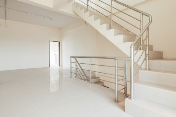 อาคารพาณิชย์ 3.5 ชั้น 2 คูหา หลังมุม! ถนนเมน! ติดถนนศาลากลาง-บางกรวย พื้นที่ใช้สอยขนาด 440 ตร.ม. ฟังก์ชั่น 4 ห้องนอน 8 ห้องน้ำ **ขายพร้อมกิจการร้านอาหาร คุ้มยิ่งกว่าคุ้ม! สามารถต่อยอดกิจการ หรือจะเปิดเป็นโฮมออฟฟิศ ธุรกิจSME ก็น่าลงทุน! ทำเลดี ใกล้ศูนย์ขนส่งคลังสินค้า เซ็นทรัลศาลายา ,ทางด่วนศรีรัช