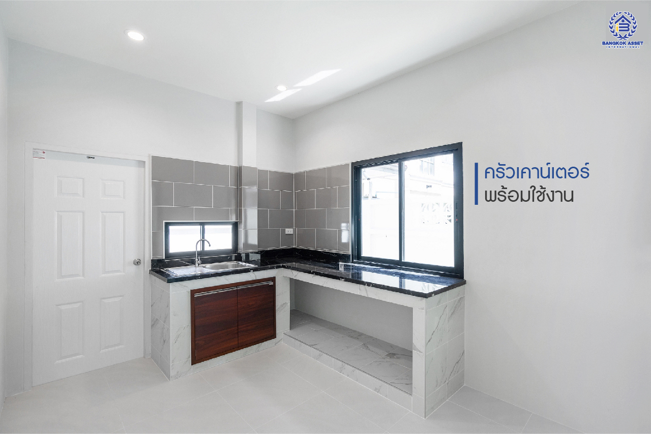 บ้านตกแต่งใหม่มือ1ไม่เคยเข้าอยู่! หลังใหญ่ #แปลงมุม! เนื้อที่ 104.9 ตร.ว. ม.เพอร์เฟคเพลส รัตนาธิเบศร์-ไทรม้า  ฟังก์ชั่นจัดเต็ม 4 ห้องนอน 3 ห้องน้ำ 2 ที่จอดรถ พร้อมพื้นที่ใช้สอยถึง 310 ตร.ม. ส่วนกลางครบครัน กับที่สุดแห่งทำเลโซนเมือง ที่เชื่อมสู่หลายเส้นทาง ใกล้วงเวียนพระรามห้า และรถไฟฟ้าสถานี "สถานีบางรักน้อยท่าอิฐ"...