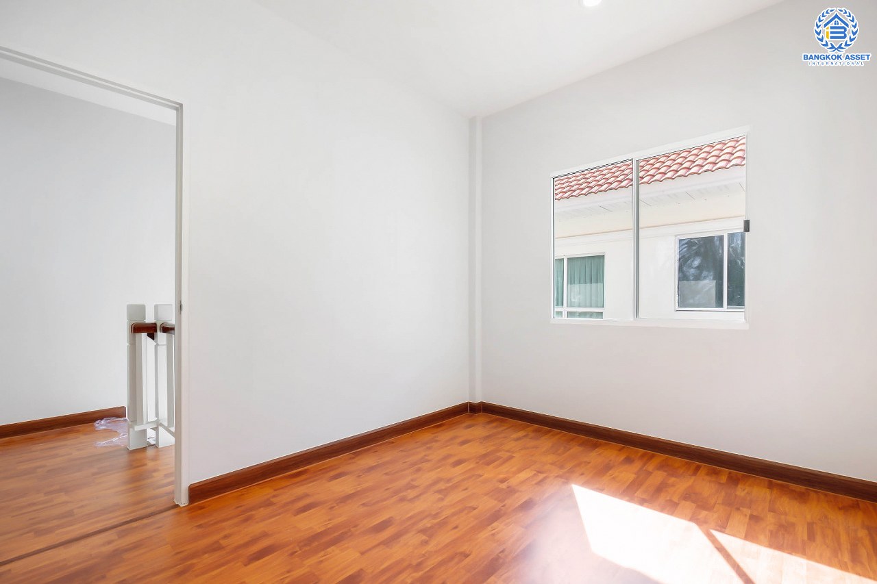 บ้านมือสองตกแต่งใหม่ ม.เพอร์เฟคพาร์ค พระราม5-บางใหญ่ (ซ.วัดพระนอน) เนื้อที่ 35.8 ตร.ว. ตกแต่งสไตล์อบอุ่น คุณภาพแบรนด์ Property Perfect ฟังก์ชั่นจัดเต็ม 3 ห้องนอน 1 ห้องอเนกประสงค์ 2 ห้องน้ำ  ทำเลใกล้วงแหวนกาญจนาฯ , Central Westgate และรถไฟฟ้าสายสีม่วง "สถานีตลาดบางใหญ่"