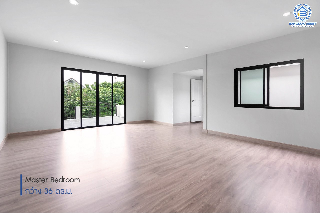 บ้านมือสองตกแต่งใหม่ หลังใหญ่พิเศษ เนื้อที่ 76.5 ตร.ว. ม.กฤษดานคร12 พุทธมณฑลสาย1 ดีไซน์สุดโดดเด่น ฟังก์ชั่นจัดเต็ม 4 ห้องนอน 4 ห้องน้ำ พื้นที่ใช้สอยกว่า 285 ตร.ม. บนทำเลศักยภาพ เชื่อมต่อหลายเส้นทางหลัก เพียง 5 นาทีถึงทางด่วน "ศรีรัช" ใกล้แหล่ง Community Mall ชั้นนำมากมาย