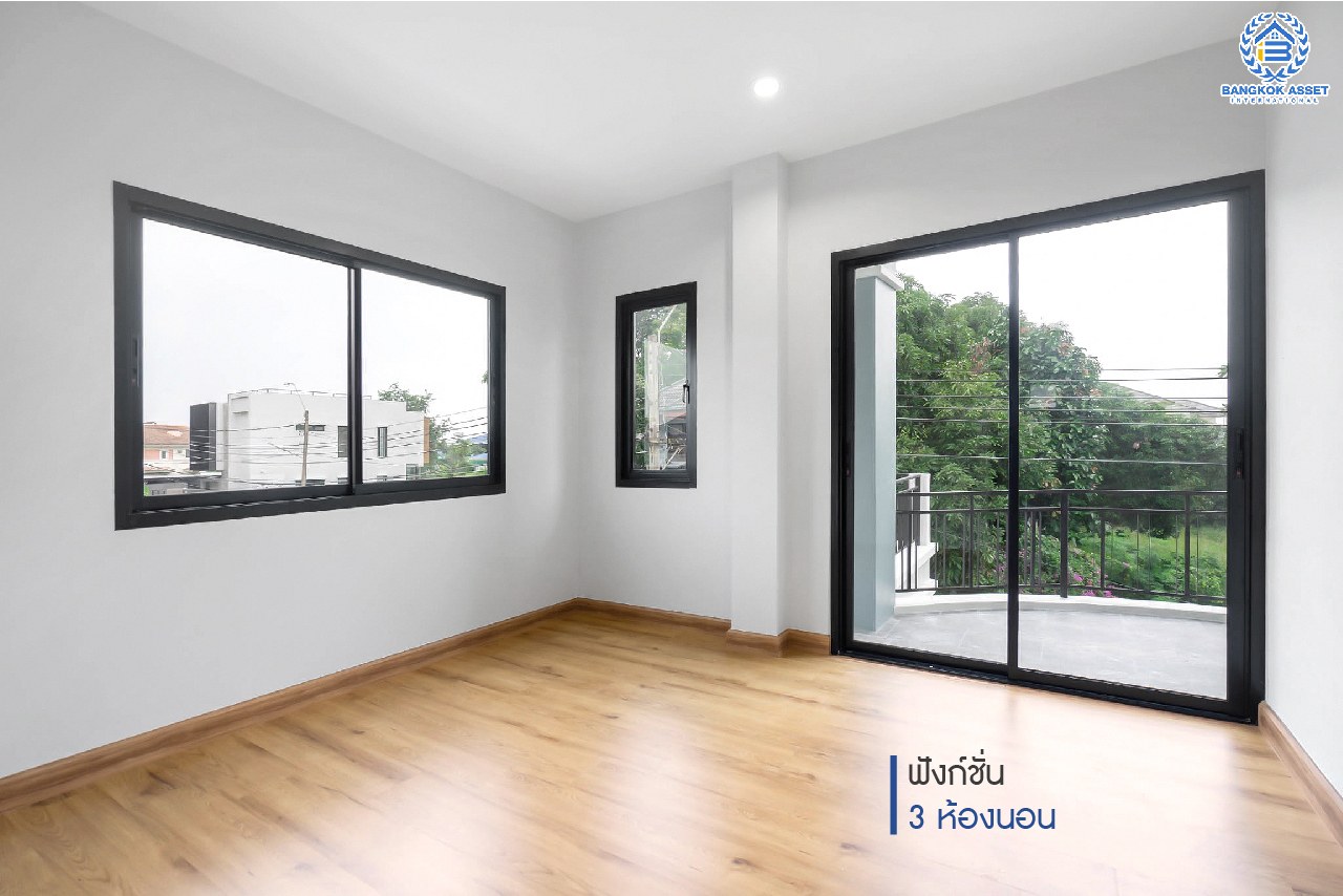 บ้านมือสองตกแต่งใหม่ ม.กฤษดานคร20 ปิ่นเกล้า ติดถนนบรมราชชนนี Private Zone ข้างบ้านไม่ติดใคร เนื้อที่ 61 ตร.ว. ฟังก์ชั่น 3 ห้องนอน 2 ห้องน้ำ 2 ที่จอดรถ พร้อม Terrace กว้างขวาง บนทำเลใกล้ทางคู่ขนานลอยฟ้าบรมราชชนนี และเซ็นทรัลปิ่นเกล้า...