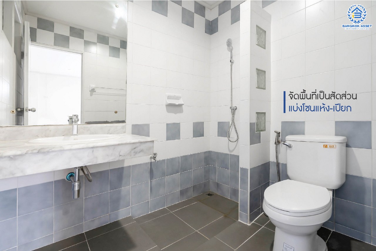 บ้านมือสองตกแต่งใหม่ ม.บุศรินทร์ วงแหวน (บ้านกล้วย-ไทรน้อย) #หลังมุม โซนที่ดีที่สุดในโครงการ! วิวหน้าสวนและติดพื้นที่ส่วนกลาง เนื้อที่ 40.1 ตร.ว. คุณภาพแบรนด์ L&H ฟังก์ชั่นครบ 3 ห้องนอน 2 ห้องน้ำ 2 ที่จอดรถ ตอบโจทย์ทุกการอยู่อาศัย บนทำเลคุณภาพ! ใกล้เซ็นทรัลเวสต์เกต และ เพียง 10 นาทีถึงรถไฟฟ้า "สถานีคลองบางไผ่"...