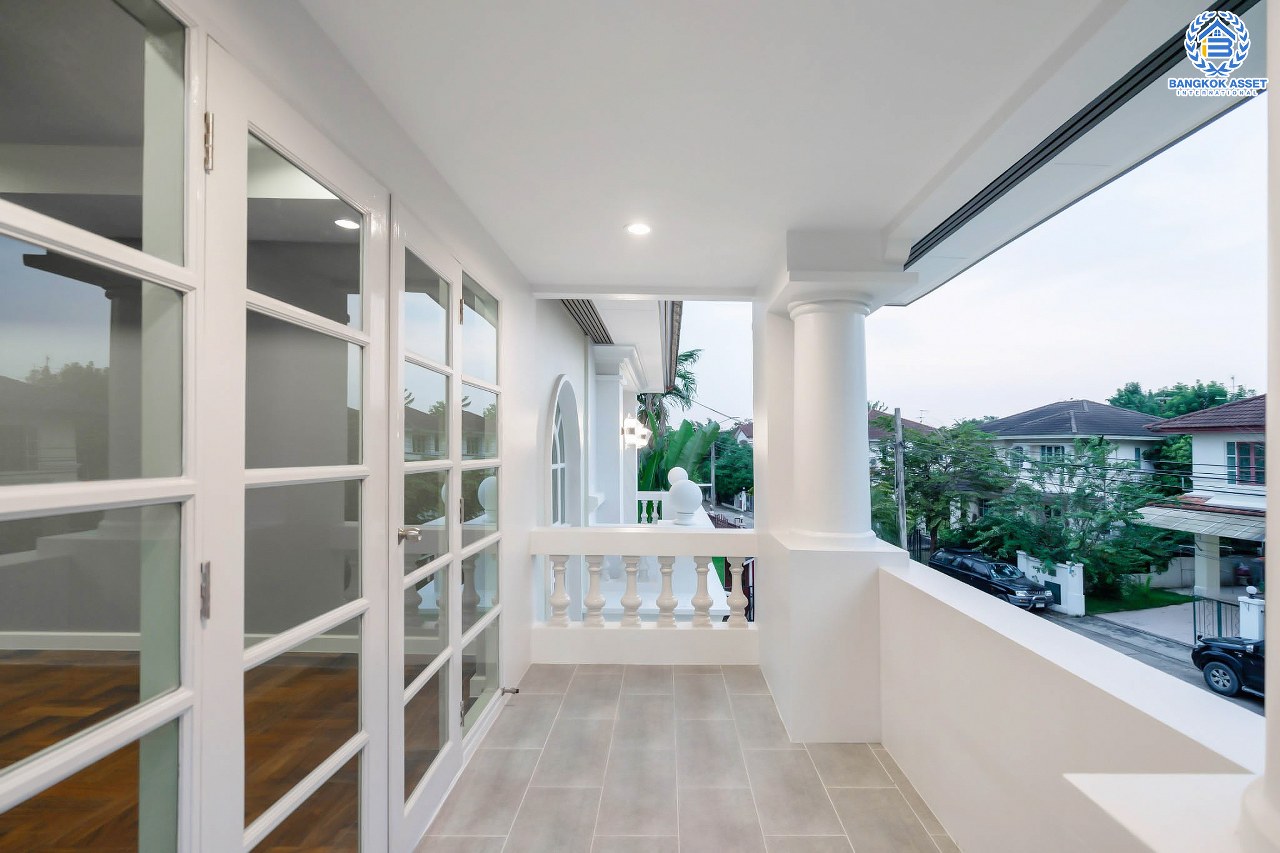 บ้านมือสองตกแต่งใหม่ หลังใหญ่พิเศษ! เนื้อที่ 115.2 ตร.ว. คุณภาพ LH ม.มัณฑนา ปิ่นเกล้า-กาญจนาภิเษก (ซ.วัดพระเงิน) ฟังก์ชั่นจัดเต็ม 3 ห้องนอน 1 ห้องแม่บ้าน 4 ห้องน้ำ จอดรถได้ถึง 4 คัน มีพื้นที่สนามหญ้ากว้างถึง 200 ตร.ม. เดินทางสะดวกสบาย บนทำเลติดถนนใหญ่ ใกล้เซ็นทรัลเวสต์เกต รถไฟฟ้าสายสีม่วง "สถานีตลาดบางใหญ่" และทางด่วนศรีรัช!...