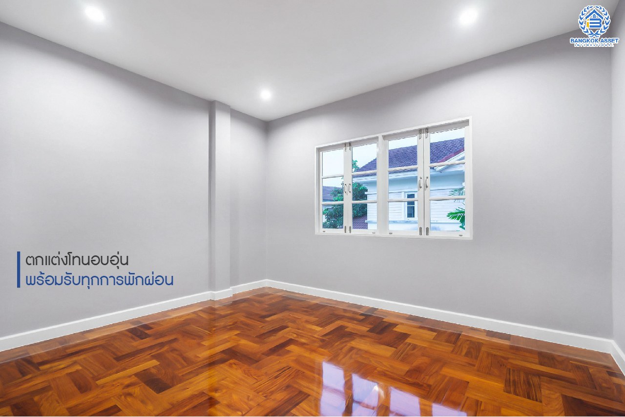 บ้านมือสองตกแต่งใหม่ หลังใหญ่พิเศษ! เนื้อที่ 115.2 ตร.ว. คุณภาพ LH ม.มัณฑนา ปิ่นเกล้า-กาญจนาภิเษก (ซ.วัดพระเงิน) ฟังก์ชั่นจัดเต็ม 3 ห้องนอน 1 ห้องแม่บ้าน 4 ห้องน้ำ จอดรถได้ถึง 4 คัน มีพื้นที่สนามหญ้ากว้างถึง 200 ตร.ม. เดินทางสะดวกสบาย บนทำเลติดถนนใหญ่ ใกล้เซ็นทรัลเวสต์เกต รถไฟฟ้าสายสีม่วง "สถานีตลาดบางใหญ่" และทางด่วนศรีรัช!...