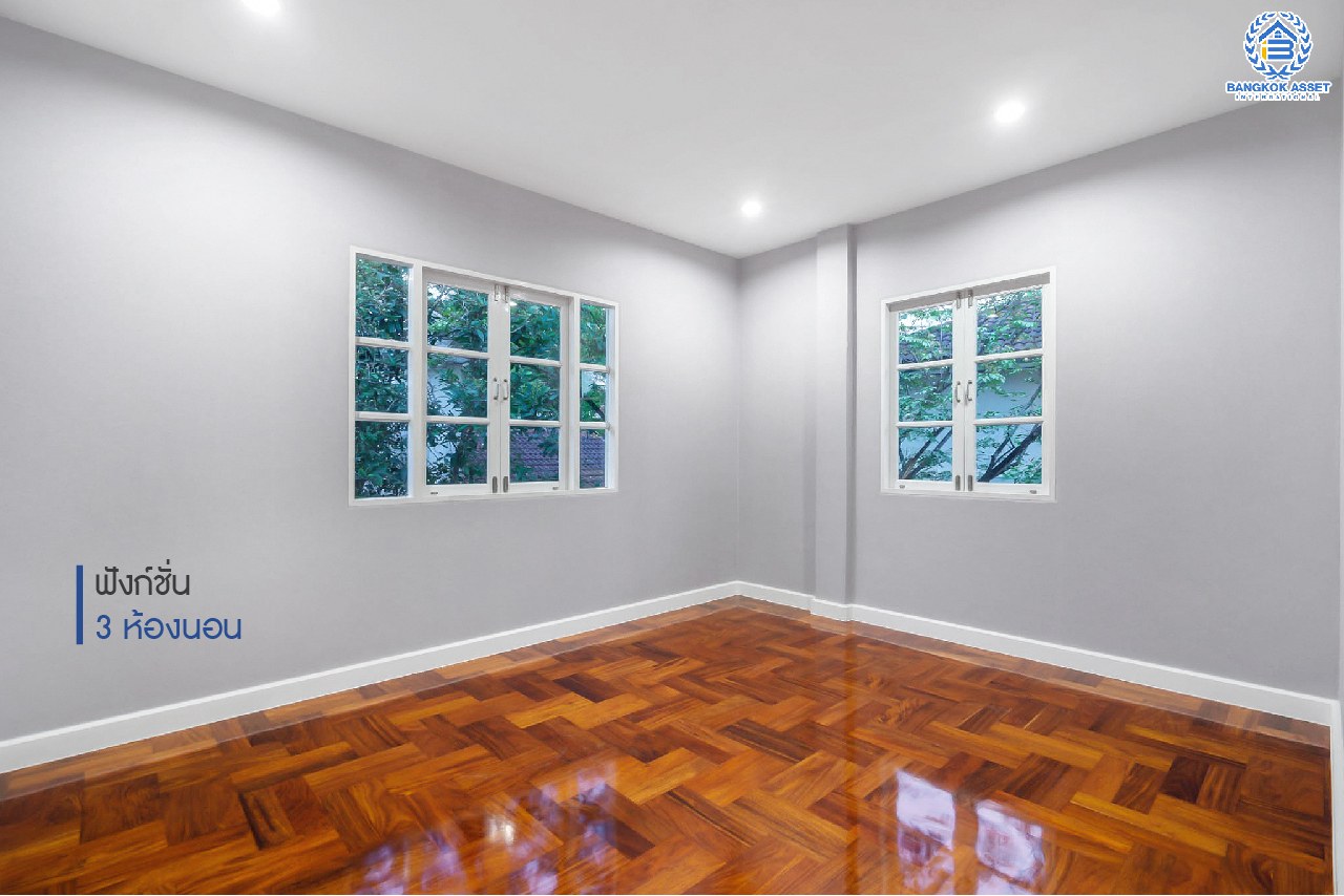 บ้านมือสองตกแต่งใหม่ หลังใหญ่พิเศษ! เนื้อที่ 115.2 ตร.ว. คุณภาพ LH ม.มัณฑนา ปิ่นเกล้า-กาญจนาภิเษก (ซ.วัดพระเงิน) ฟังก์ชั่นจัดเต็ม 3 ห้องนอน 1 ห้องแม่บ้าน 4 ห้องน้ำ จอดรถได้ถึง 4 คัน มีพื้นที่สนามหญ้ากว้างถึง 200 ตร.ม. เดินทางสะดวกสบาย บนทำเลติดถนนใหญ่ ใกล้เซ็นทรัลเวสต์เกต รถไฟฟ้าสายสีม่วง "สถานีตลาดบางใหญ่" และทางด่วนศรีรัช!...