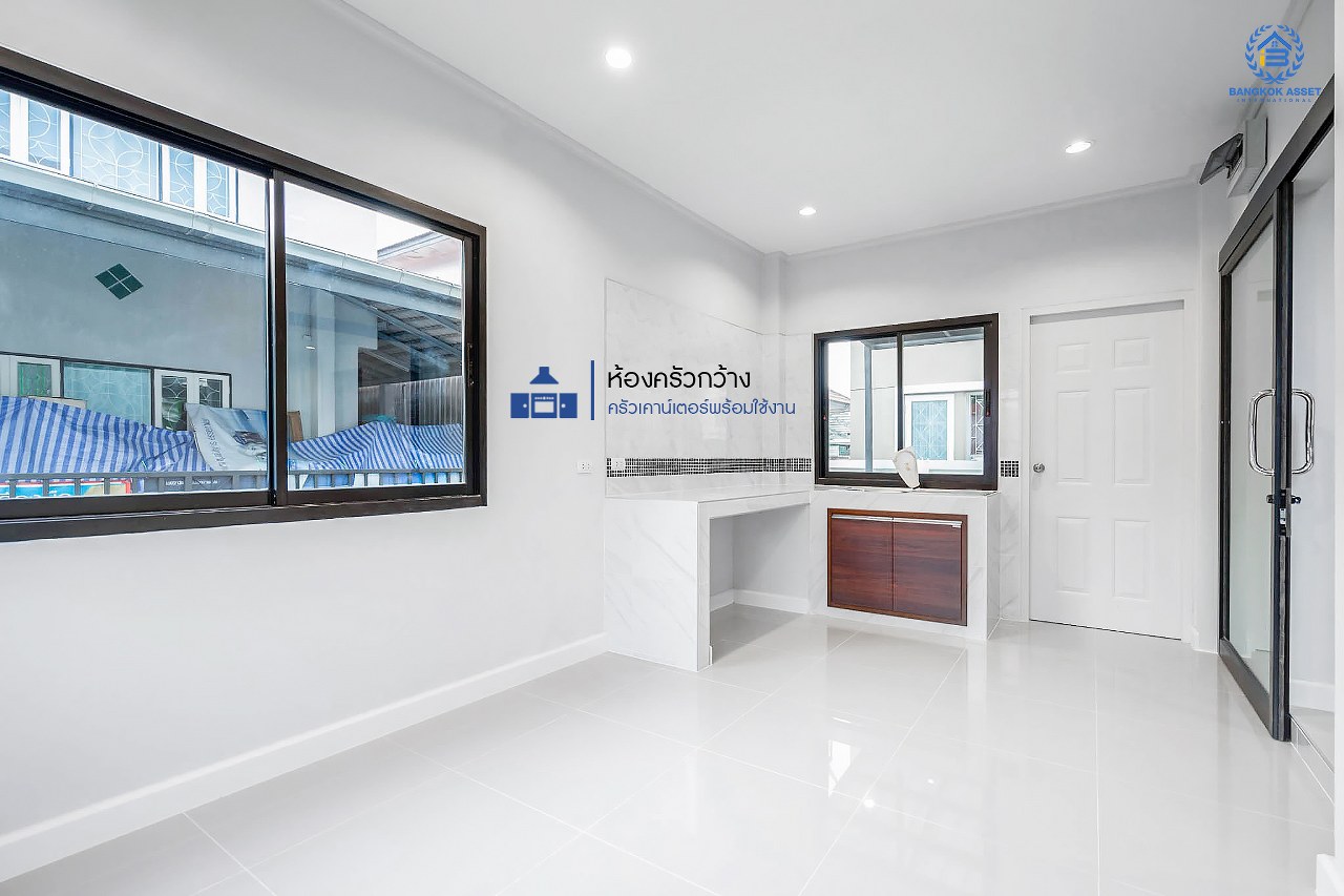 บ้านมือสองตกแต่งใหม่ บนสังคมคุณภาพ LH ม.ชัยพฤกษ์ บางใหญ่-เซ็นทรัลเวสต์เกต ตอบโจทย์ทุกการอยู่อาศัย เนื้อที่ 53 ตร.ว. ฟังก์ชั่น 3 ห้องนอน 2 ห้องน้ำ บนทำเลเดินทางสะดวก เพียง 10 นาที ถึง MRT "สถานีคลองบางไผ่" และเซ็นทรัลเวสต์เกต