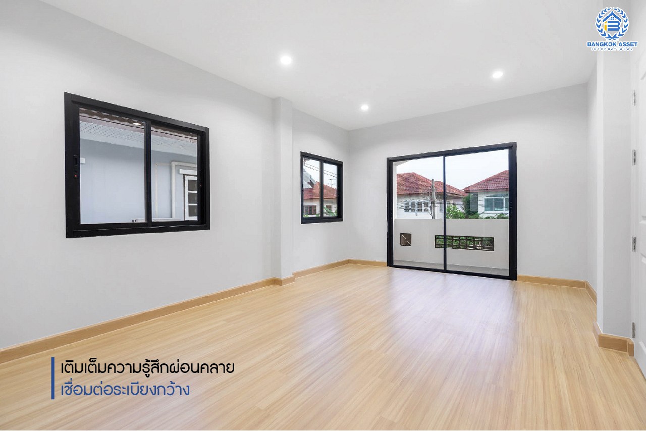 บ้านมือสองตกแต่งใหม่ ม.รติรมย์ 2 ราชพฤกษ์-กาญจนาภิเษก ซ.สวนผัก32 บ้านดีไซน์สวยพร้อมอยู่ เนื้อที่ 50.9 ตร.ว. ฟังก์ชั่น 3 ห้องนอน 2 ห้องน้ำ 2 ที่จอดรถ บนทำเลศักยภาพ เชื่อมต่อหลายเส้นทางหลัก เพียง 5 นาทีถึงทางด่วน "ศรีรัช" ใกล้แหล่ง Community Mall ชั้นนำมากมาย...