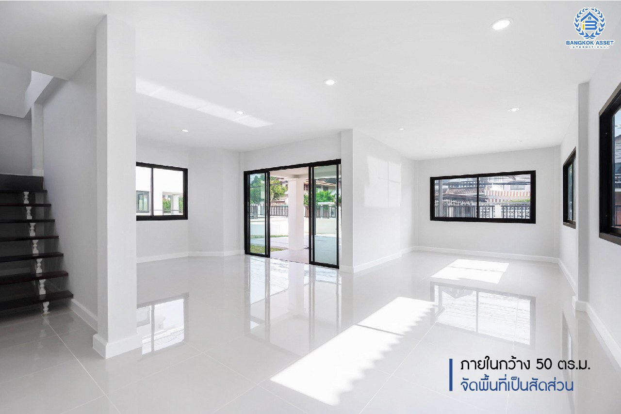 บ้านมือสองตกแต่งใหม่ หลังใหญ่ ดีไซน์สวย เนื้อที่ 71 ตร.ว. ม.ศรีบัณฑิต3 วงศ์สว่าง-พระราม7 ฟังก์ชั่น 3 ห้องนอน 2 ห้องน้ำ มีTerrace กว้างขวาง พร้อมพื้นที่สนามหญ้าด้านข้างกว่า 140 ตร.ม. รองรับทุกกิจกรรม Outdoor บนทำเลเชื่อมต่อหลายเส้นทาง ใกล้จุดขึ้นทางด่วน "ศรีรัช" และรถไฟฟ้า "สถานีบางอ้อ"...