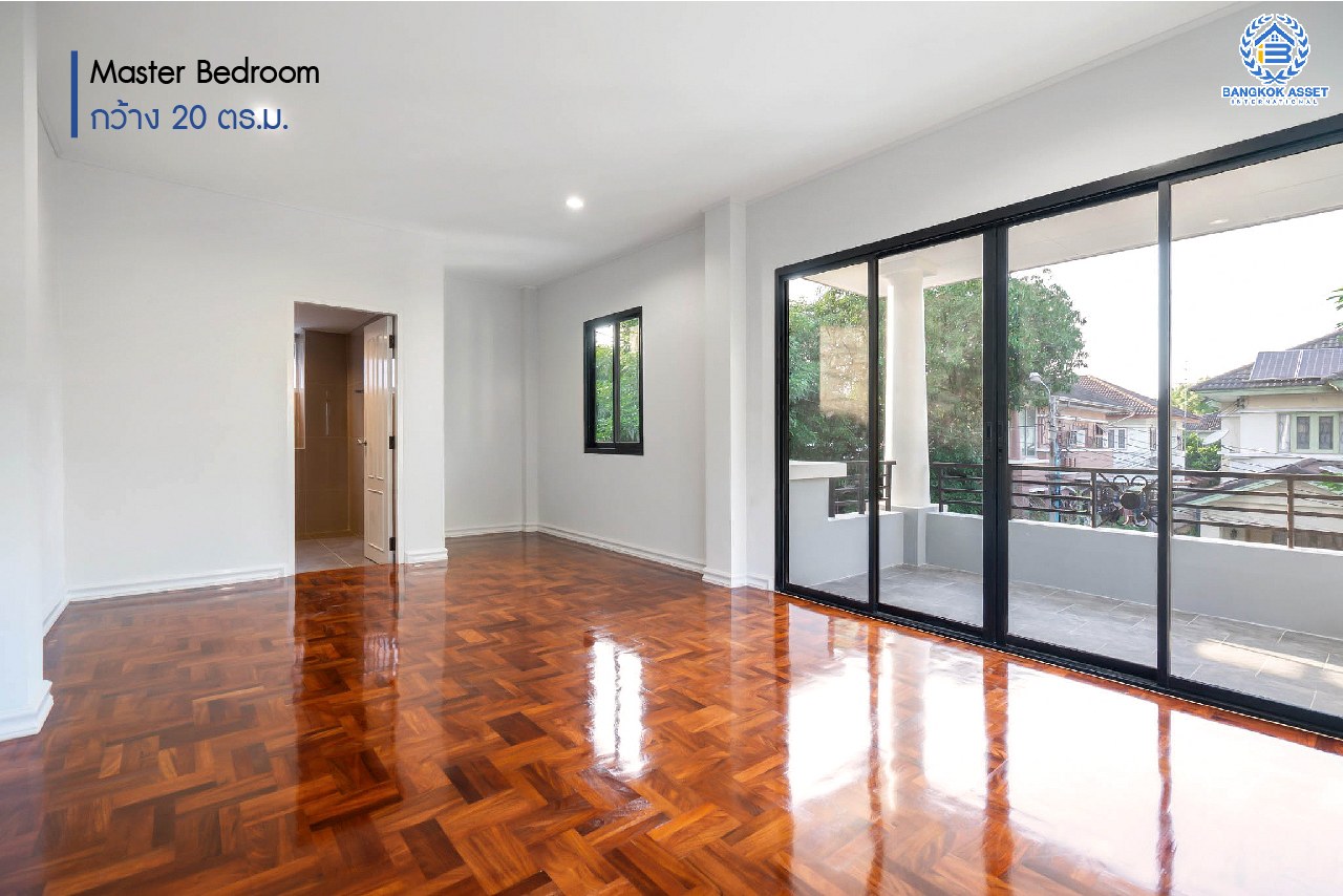 บ้านมือสองตกแต่งใหม่ แบรนด์ Q.House ม.ลัดดารมย์ ปิ่นเกล้า-กาญจนาภิเษก หลังใหญ่ตกแต่งเรียบหรู เนื้อที่ 66.5 ตร.ว. ฟังก์ชั่นจัดเต็ม 3 ห้องนอน 3 ห้องน้ำ 3 ที่จอดรถ บนทำเลศักยภาพ ติดถนนกาญจนาภิเษก ใกล้วงเวียนพระราม5, ทางด่วน "กาญจนาภิเษก" รถไฟฟ้า "สถานีตลาดบางใหญ่" และเพียง 10 นาทีถึงเซ็นทรัลเวสต์เกต