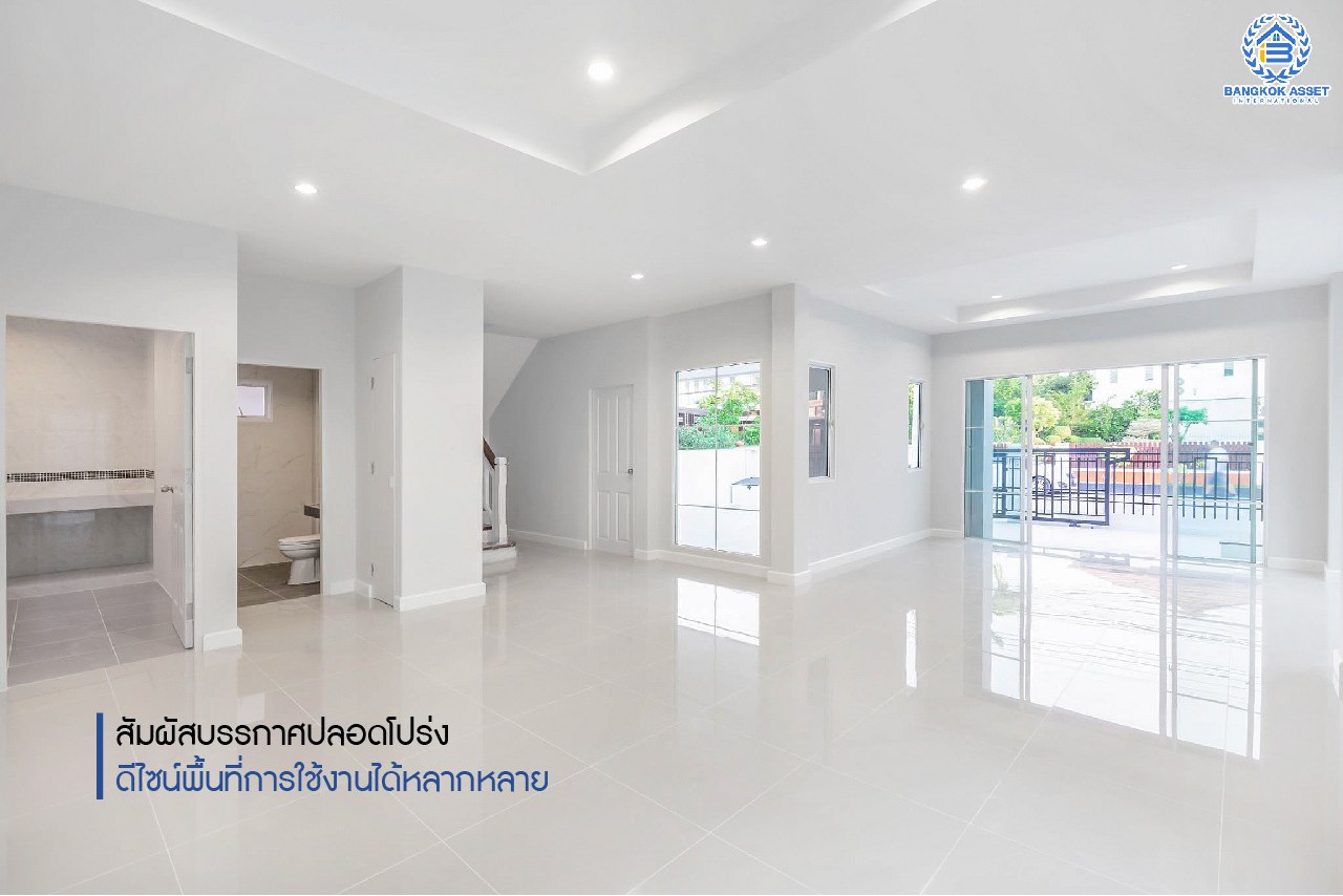 บ้านมือสองตกแต่งใหม่ ถนนเมน! โซนต้นโครงการ ม.ลัดดาวิลล์ บ้านกล้วย-ไทรน้อย หลังใหญ่ตกแต่งสไตล์ Classic เนื้อที่ 58.1 ตร.ว. ฟังก์ชั่นพร้อม 3 ห้องนอน 3 ห้องน้ำ ตอบโจทย์ทุกการอยู่อาศัย บนทำเลคุณภาพ! ถ.กาญจนาภิเษก ใกล้เซ็นทรัลเวสต์เกต และ รถไฟฟ้า "สถานีคลองบางไผ่"...