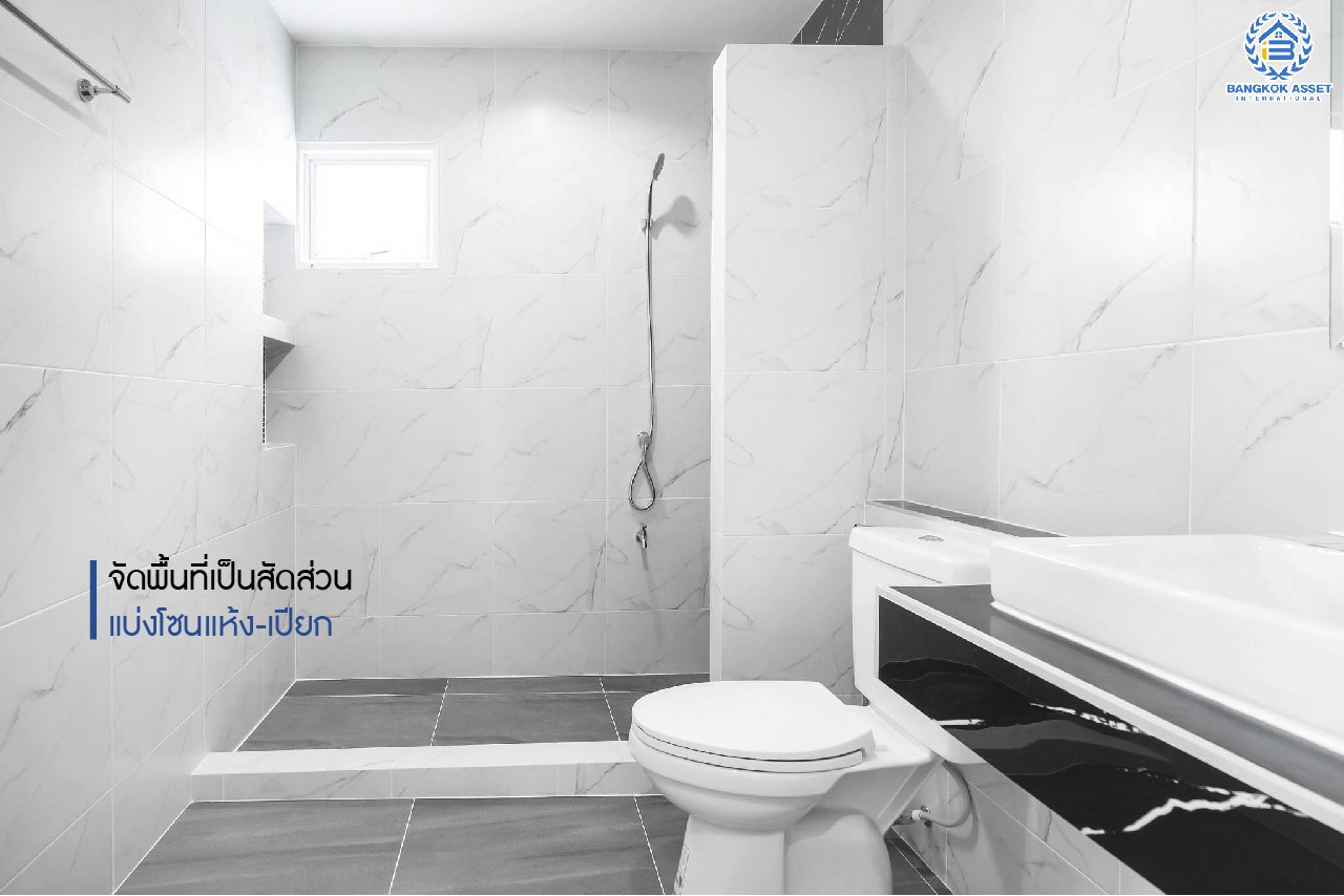 บ้านมือสองตกแต่งใหม่ ถนนเมน! โซนต้นโครงการ ม.ลัดดาวิลล์ บ้านกล้วย-ไทรน้อย หลังใหญ่ตกแต่งสไตล์ Classic เนื้อที่ 58.1 ตร.ว. ฟังก์ชั่นพร้อม 3 ห้องนอน 3 ห้องน้ำ ตอบโจทย์ทุกการอยู่อาศัย บนทำเลคุณภาพ! ถ.กาญจนาภิเษก ใกล้เซ็นทรัลเวสต์เกต และ รถไฟฟ้า "สถานีคลองบางไผ่"...