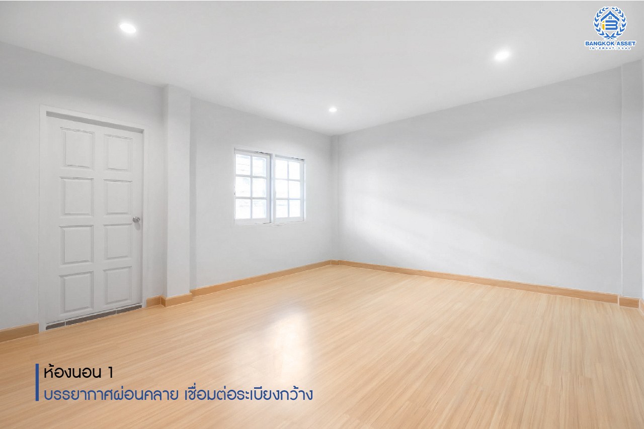 บ้านมือสองตกแต่งใหม่ ทาวน์โฮม 3 ชั้น #ทำเลโซนเมือง ม.พิชยนันท์ ติวานนท์-แคราย เนื้อที่ 19.4 ตร.ว. ฟังก์ชั่นจัดเต็ม 5 ห้องนอน 3 ห้องน้ำ พื้นที่ใช้สอยมากกว่า 200 ตร.ม. บนสุดยอดทำเล! เข้า-ออก 3 เส้นทาง ใกล้เดอะมอลล์งามวงศ์วาน จุดขึ้นทางด่วน "งามวงศ์วาน" และรถไฟฟ้าสถานี "กระทรวงสาธารณะสุข"