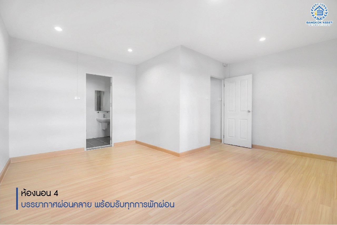 บ้านมือสองตกแต่งใหม่ ทาวน์โฮม 3 ชั้น #ทำเลโซนเมือง ม.พิชยนันท์ ติวานนท์-แคราย เนื้อที่ 19.4 ตร.ว. ฟังก์ชั่นจัดเต็ม 5 ห้องนอน 3 ห้องน้ำ พื้นที่ใช้สอยมากกว่า 200 ตร.ม. บนสุดยอดทำเล! เข้า-ออก 3 เส้นทาง ใกล้เดอะมอลล์งามวงศ์วาน จุดขึ้นทางด่วน "งามวงศ์วาน" และรถไฟฟ้าสถานี "กระทรวงสาธารณะสุข"