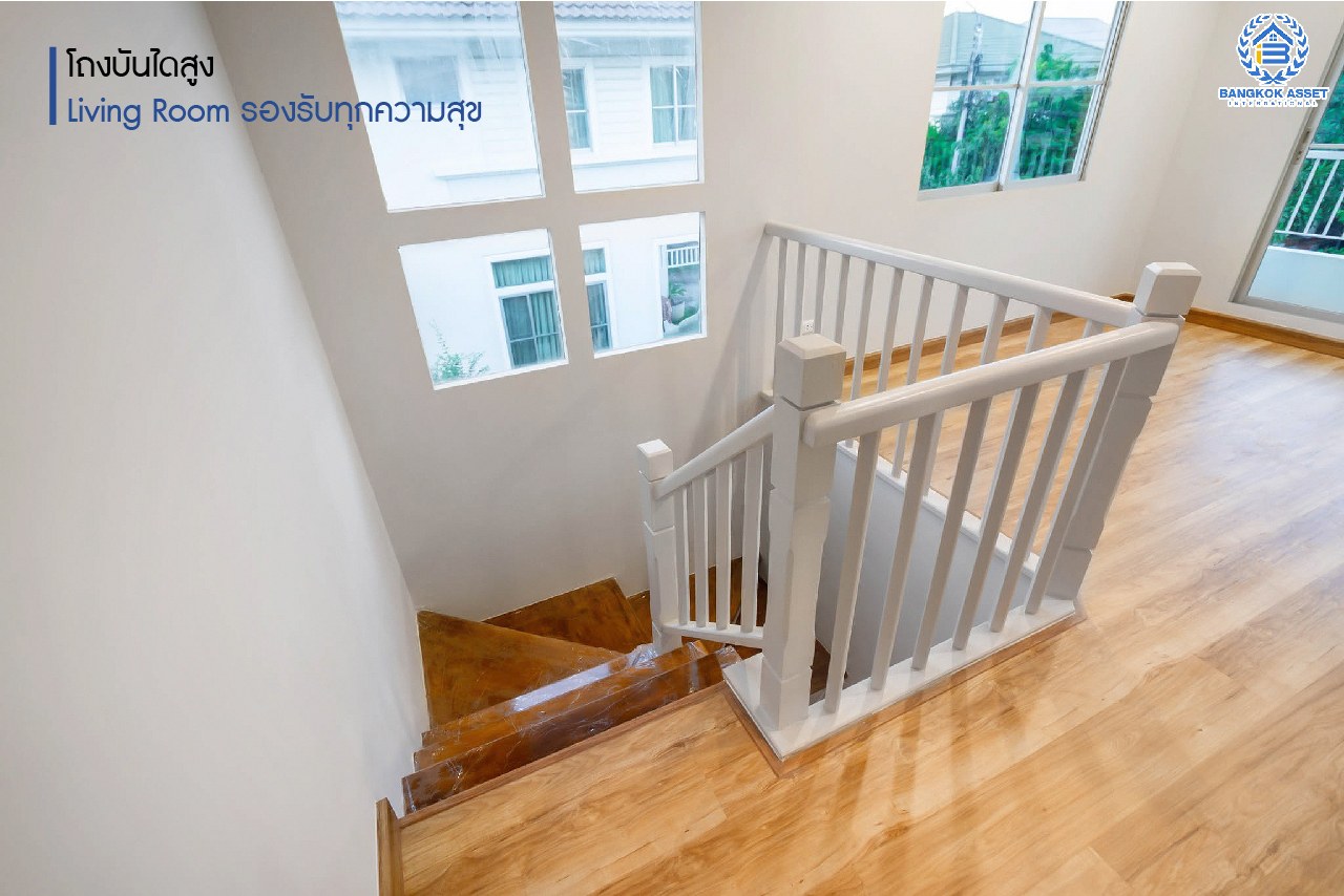 บ้านมือสองตกแต่งใหม่ แบรนด์ LH #หลังใหญ่! เนื้อที่ 60 ตร.ว. ม.ชัยพฤกษ์ บางใหญ่-เซ็นทรัลเวสต์เกต (คลองถนน) ฟังก์ชั่น 3 ห้องนอน 3 ห้องน้ำ 2 ที่จอดรถ ตกแต่งสไตล์เรียบหรู บนทำเลศักยภาพ ใกล้รถไฟฟ้าสถานี "คลองบางไผ่" และเพียง 5 นาทีถึงเซ็นทรัลเวสต์เกต