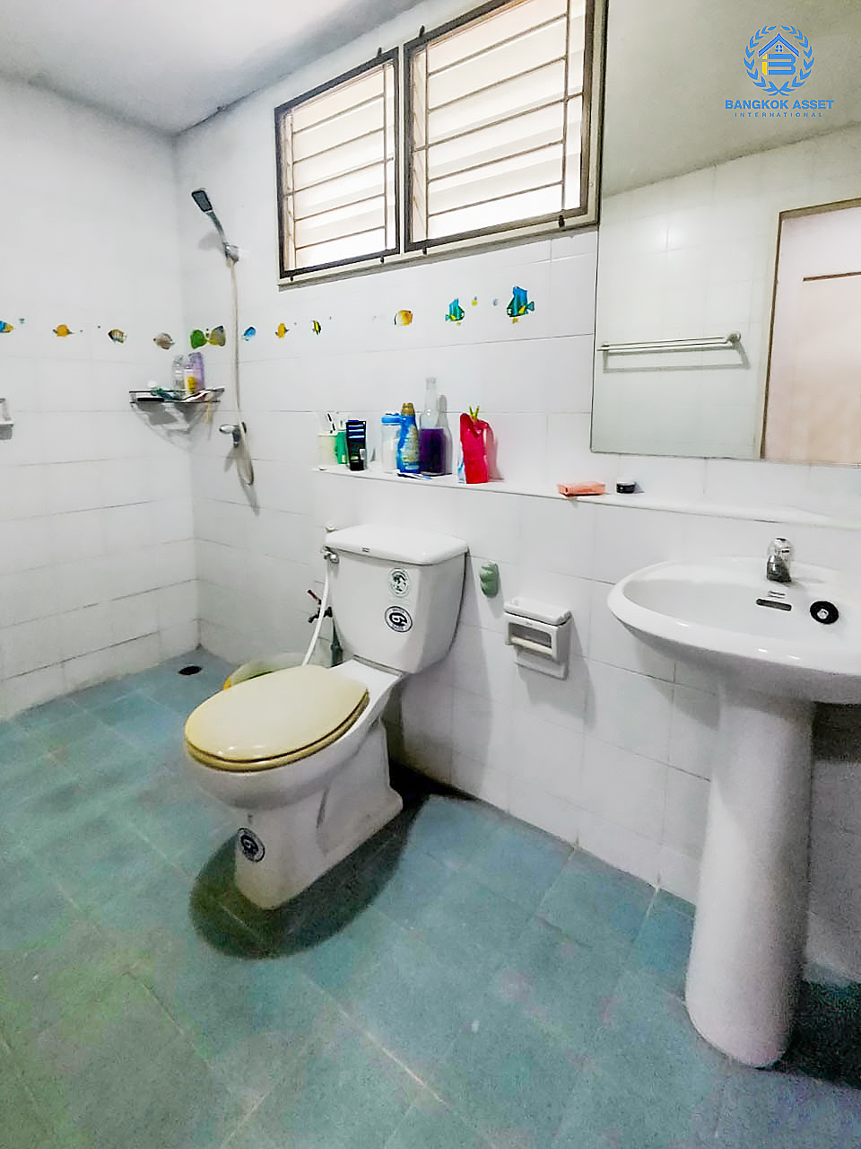 ทาวน์เฮ้าส์มือสองนนทบุรี แบรนด์ LH โครงการ บุศรินทร์ วงแหวน (บ้านกล้วย-ไทรน้อย) บ้านหลังใหญ่พร้อมอยู่ เนื้อที่ 26.20 ตร.ว. ฟังก์ชั่น 2 ห้องนอน 2 ห้องน้ำ ครบครันทั้งครัวเคาน์เตอร์+โรงรถ บนทำเลคุณภาพ! ติดถนนใหญ่ เดินทางสะดวก ใกล้เซ็นทรัลเวสต์เกต และรถไฟฟ้าสถานี "คลองบางไผ่"...