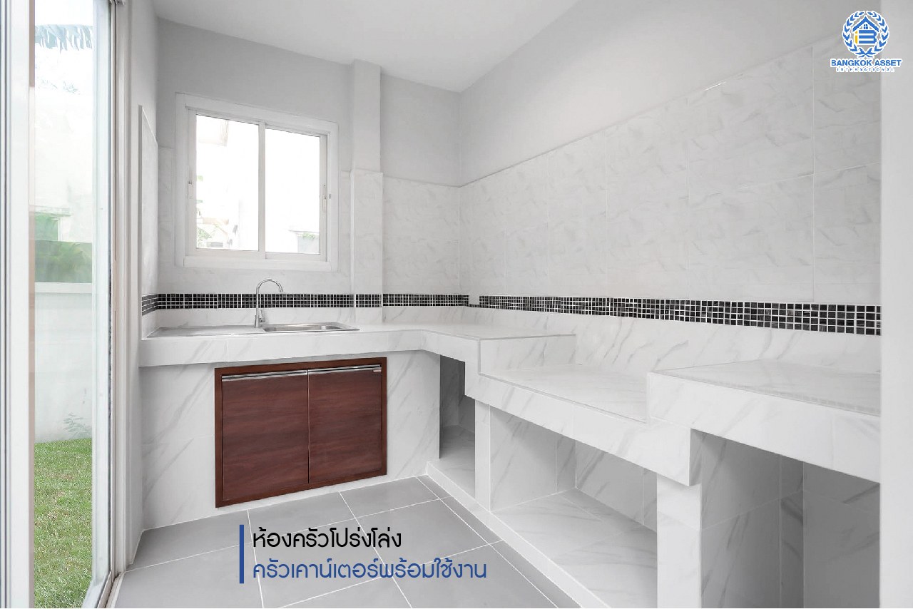 บ้านมือสองตกแต่งใหม่ คุณภาพแบรนด์ LH ม.ชลลดา บางใหญ่-เซ็นทรัลเวสต์เกต หลังใหญ่ แปลงมุม เนื้อที่ 61 ตร.ว. ฟังก์ชั่น 3 ห้องนอน 2 ห้องน้ำ 2 ที่จอดรถ Facility ครบครัน พร้อมทุกการเข้าอยู่ บนทำเลเดินทางสะดวก ใกล้ถ.กาญจนาภิเษก และเพียง 10 นาทีถึงรถไฟฟ้า "สถานีคลองบางไผ่"