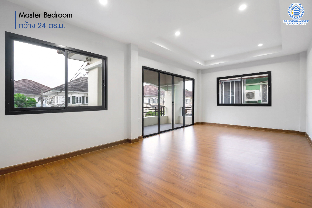 บ้านมือสองตกแต่งใหม่ แบรนด์ Q.House ม.ลัดดารมย์ ปิ่นเกล้า-กาญจนาภิเษก หลังใหญ่ตกแต่งเรียบหรู ฟังก์ชั่นจัดเต็ม 3 ห้องนอน 1 ห้องแม่บ้าน 4 ห้องน้ำ 2 ที่จอดรถ  เนื้อที่ 70 ตร.ว. บนทำเลศักยภาพ ใกล้เซ็นทรัลเวสต์เกต, วงเวียนพระราม5, ทางด่วน "กาญจนาภิเษก" และรถไฟฟ้า "สถานีตลาดบางใหญ่"