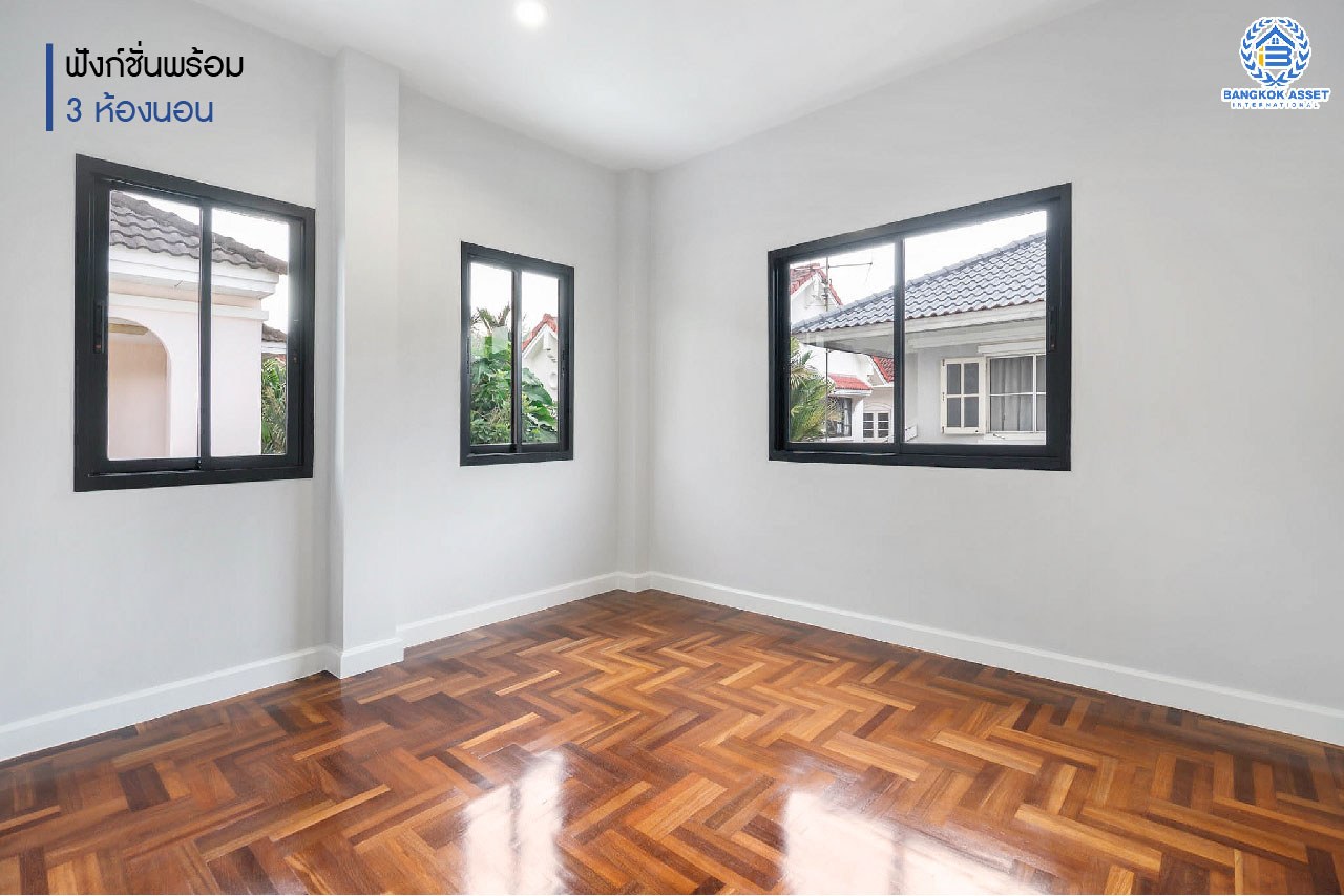 บ้านมือสองตกแต่งใหม่ ม.กฤษดานคร31 ปิ่นเกล้า ติดถนนบรมราชชนนี หลังใหญ่ เนื้อที่ 52.5 ตร.ว. ฟังก์ชั่น 3 ห้องนอน 3 ห้องน้ำ 2 ที่จอดรถ Facility ครบครัน บนทำเลศักยภาพใกล้ทางคู่ขนานลอยฟ้าบรมราชชนนี ม.มหิดล และ เพียง 10 นาทีถึงเซ็นทรัลปิ่นเกล้า