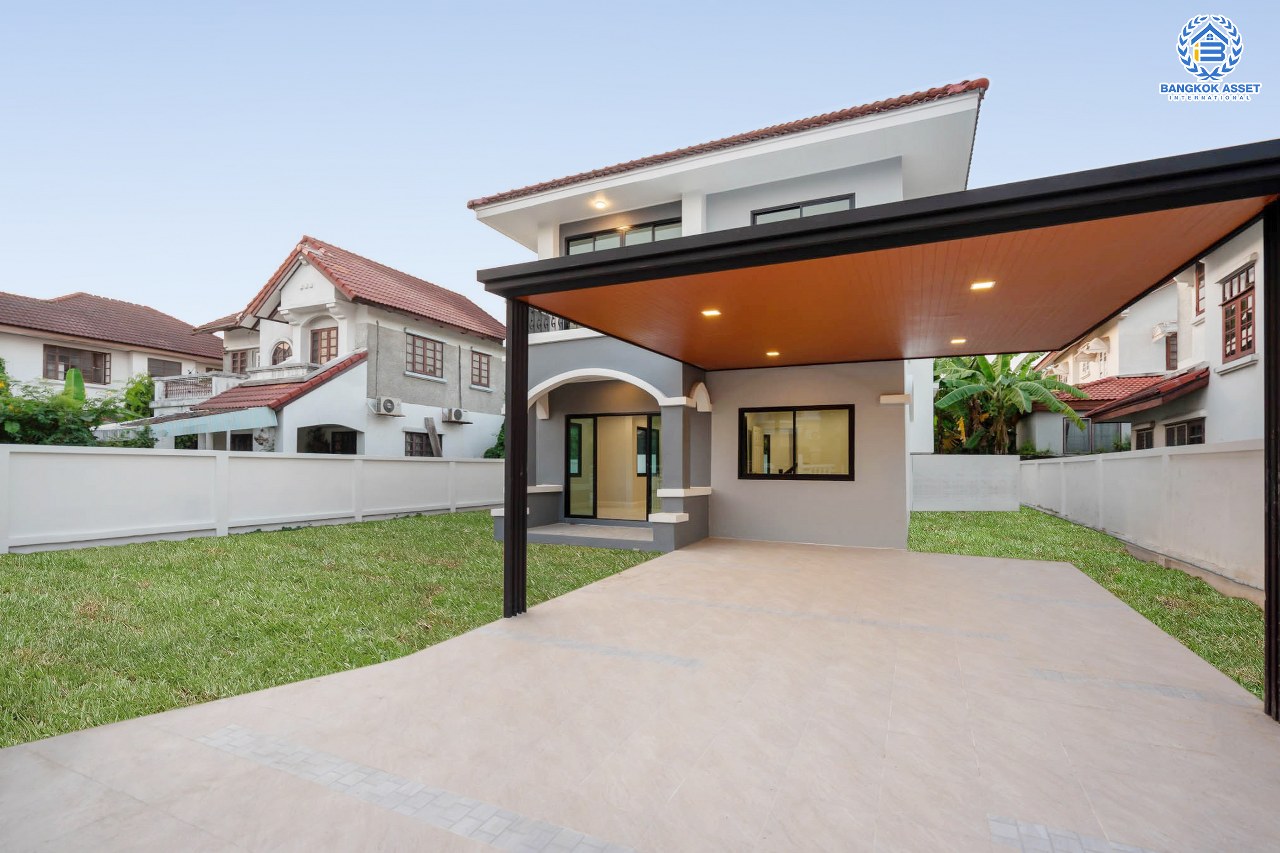 บ้านมือสองตกแต่งใหม่ คุณภาพ LH โครงการ ชลลดา บางบัวทอง-รัตนาธิเบศร์ หลังใหญ่ เนื้อที่ 78 ตร.ว. ฟังก์ชั่น 4 ห้องนอน 2 ห้องน้ำ 2 ที่จอดรถ Facility ครบครัน บนทำเลคุณภาพ เชื่อมต่อได้หลายเส้นทาง ใกล้เซ็นทรัลเวสต์เกต และรถไฟฟ้า "สถานีบางพลู"