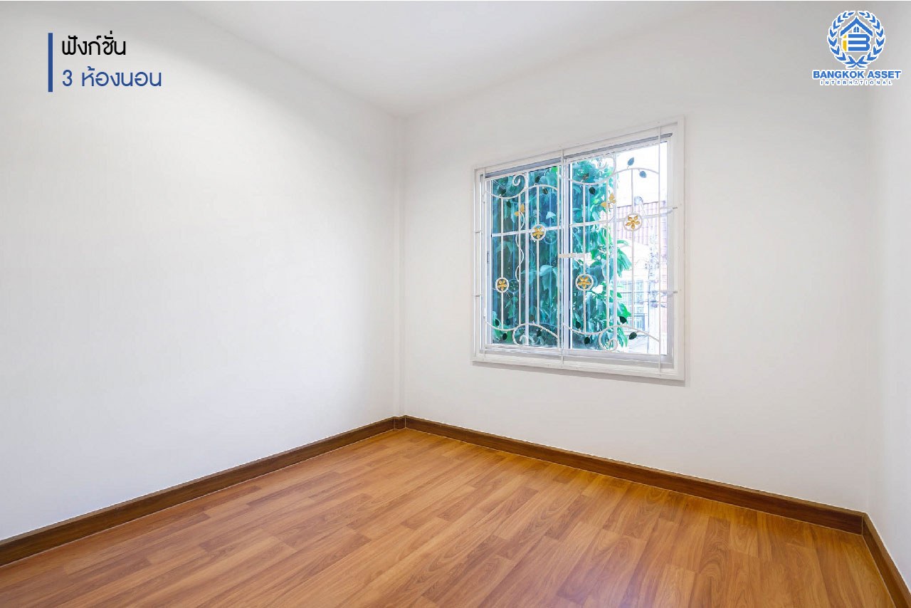 บ้านมือสองตกแต่งใหม่ แบรนด์ Property Perfect ม.เดอะวิลล่า ราชพฤกษ์-ท่าอิฐ ทาวน์เฮ้าส์ #หลังริม โซนต้นโครงการ เดินทางสะดวก เนื้อที่ 23.9 ตร.ว. ฟังก์ชั่น 3 ห้องนอน 2 ห้องน้ำ บนทำเลเชื่อมต่อทั้งถ.รัตนาธิเบศร์ และถ.ราชพฤกษ์ และเพียง 10 นาทีถึงรถไฟฟ้า "สถานีบางรักน้อยท่าอิฐ"