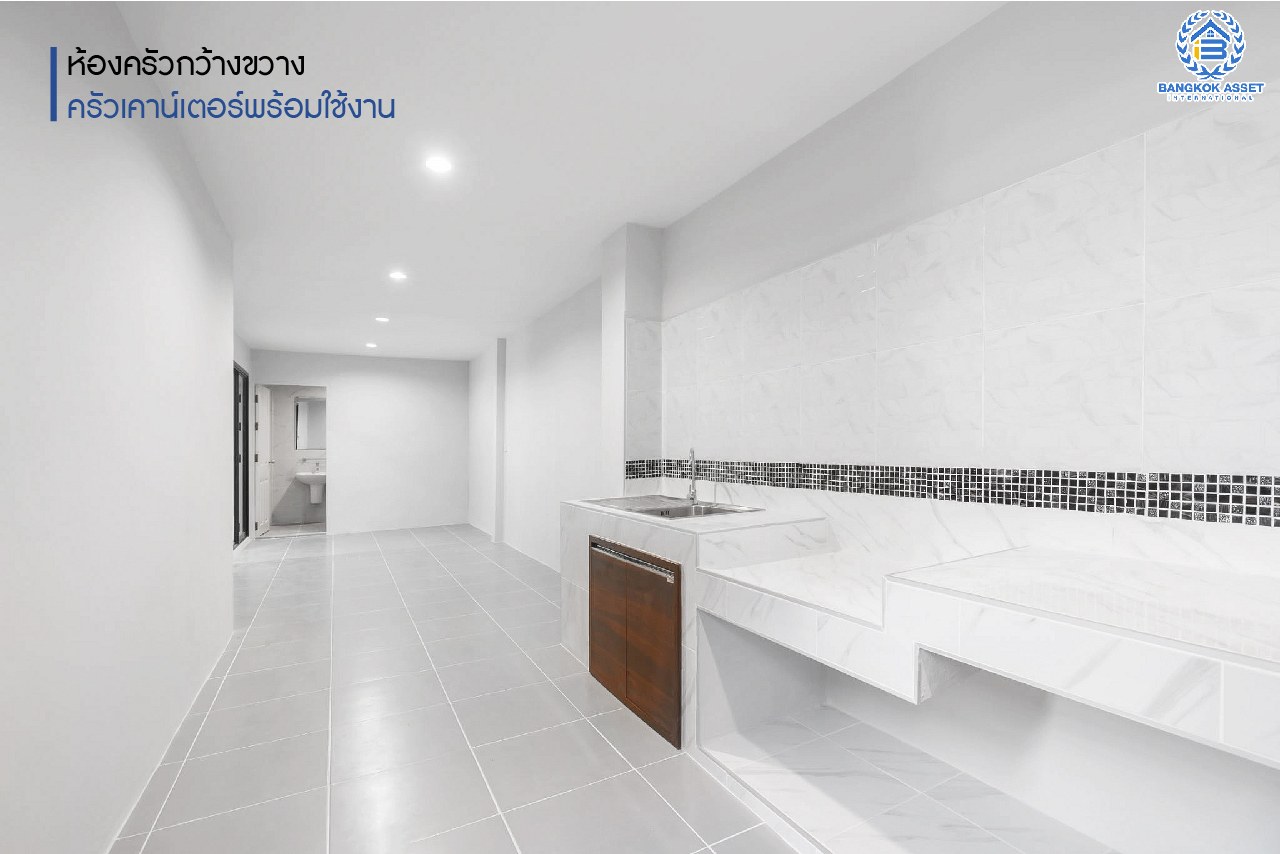 บ้านมือสองตกแต่งใหม่ ม.มณีรินทร์ รัตนาธิเบศร์ หลังใหญ่ เนื้อที่ 54 ตร.ว. ฟังก์ชั่น 4 ห้องนอน 2 ห้องน้ำ 2 ที่จอดรถ บนทำเลศักยภาพ ใกล้ทางด่วนงามวงศ์วาน และเพียง 10 นาที ถึงรถไฟฟ้า "สถานีบางรักน้อยท่าอิฐ"...