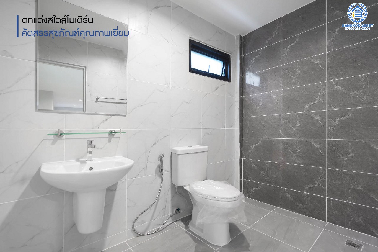 บ้านมือสองตกแต่งใหม่ ม.มณีรินทร์ รัตนาธิเบศร์ หลังใหญ่ เนื้อที่ 54 ตร.ว. ฟังก์ชั่น 4 ห้องนอน 2 ห้องน้ำ 2 ที่จอดรถ บนทำเลศักยภาพ ใกล้ทางด่วนงามวงศ์วาน และเพียง 10 นาที ถึงรถไฟฟ้า "สถานีบางรักน้อยท่าอิฐ"...