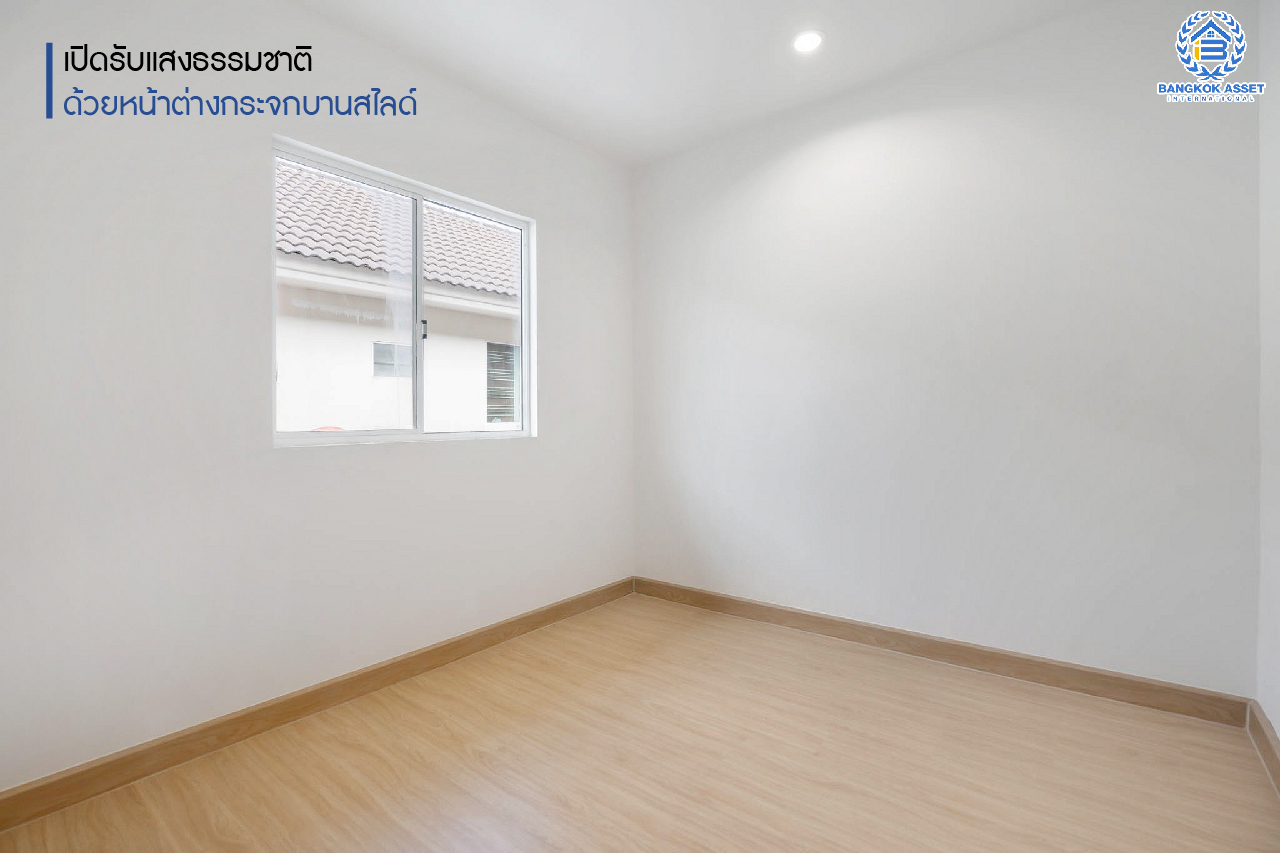 บ้านมือสองตกแต่งใหม่ ใกล้ ม.รังสิต โครงการ ม.พฤกษาวิลล์36 สรงประภา-ดอนเมือง บ้านพร้อมอยู่ เนื้อที่ 17.5 ตร.ว. ฟังก์ชั่น 3 ห้องนอน 2 ห้องน้ำ มีครัวเคาน์เตอร์ บนทำเลดีที่สุด เชื่อมต่อทุกการเดินทาง ใกล้สนามบินดอนเมือง รถไฟฟ้าสายสีแดง และฟิวเจอร์พาร์ครังสิต...