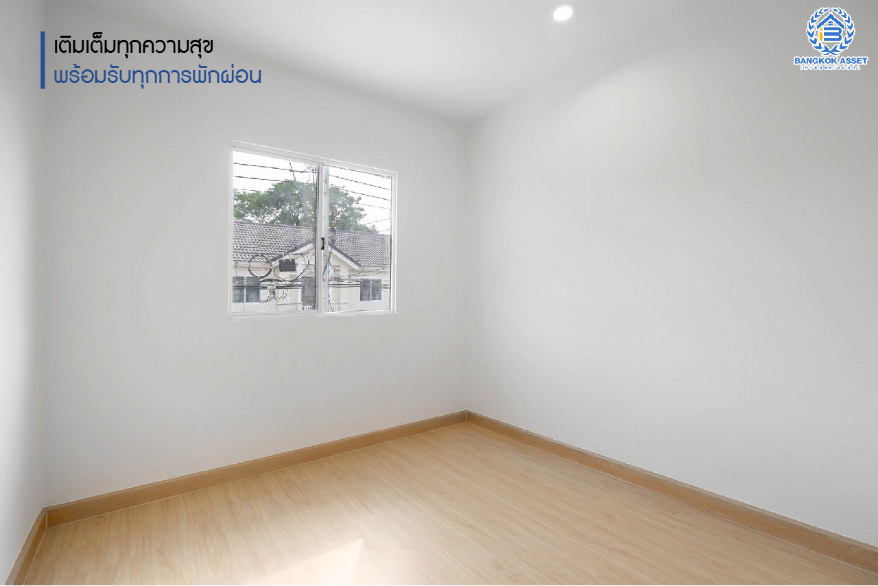 บ้านมือสองตกแต่งใหม่ ใกล้ ม.รังสิต โครงการ ม.พฤกษาวิลล์36 สรงประภา-ดอนเมือง บ้านพร้อมอยู่ เนื้อที่ 17.5 ตร.ว. ฟังก์ชั่น 3 ห้องนอน 2 ห้องน้ำ มีครัวเคาน์เตอร์ บนทำเลดีที่สุด เชื่อมต่อทุกการเดินทาง ใกล้สนามบินดอนเมือง รถไฟฟ้าสายสีแดง และฟิวเจอร์พาร์ครังสิต...