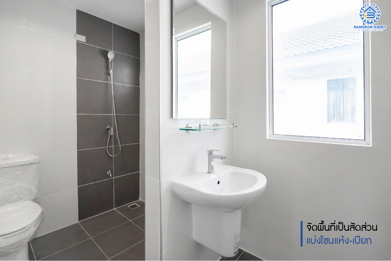 บ้านมือสองตกแต่งใหม่ ใกล้ ม.รังสิต โครงการ ม.พฤกษาวิลล์36 สรงประภา-ดอนเมือง บ้านพร้อมอยู่ เนื้อที่ 17.5 ตร.ว. ฟังก์ชั่น 3 ห้องนอน 2 ห้องน้ำ มีครัวเคาน์เตอร์ บนทำเลดีที่สุด เชื่อมต่อทุกการเดินทาง ใกล้สนามบินดอนเมือง รถไฟฟ้าสายสีแดง และฟิวเจอร์พาร์ครังสิต...