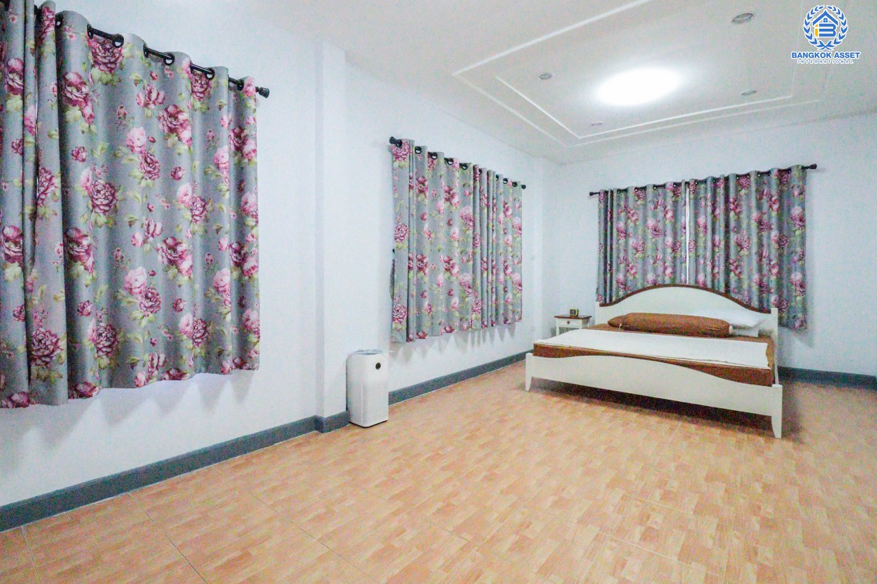 บ้านเดี่ยวมือสองนนทบุรี ทำเลใกล้รถไฟฟ้า* แปลงมุม! โครงการ มณีรินทร์ รัตนาธิเบศร์ คุณภาพ พร็อพเพอร์ตี้ เพอร์เฟค ตกแต่งพร้อมอยู่ เนื้อที่ 74.40 ตร.ว. ฟังก์ชั่น 3 ห้องนอน 2 ห้องน้ำ บนทำเลที่ดีที่สุด* เชื่อมต่อรัตนาธิเบศร์ และราชพฤกษ์ ใจกลาง 2 เซ็นทรัลฯ ใกล้ MRT สายสีม่วง "สถานีบางรักน้อยท่าอิฐ"...