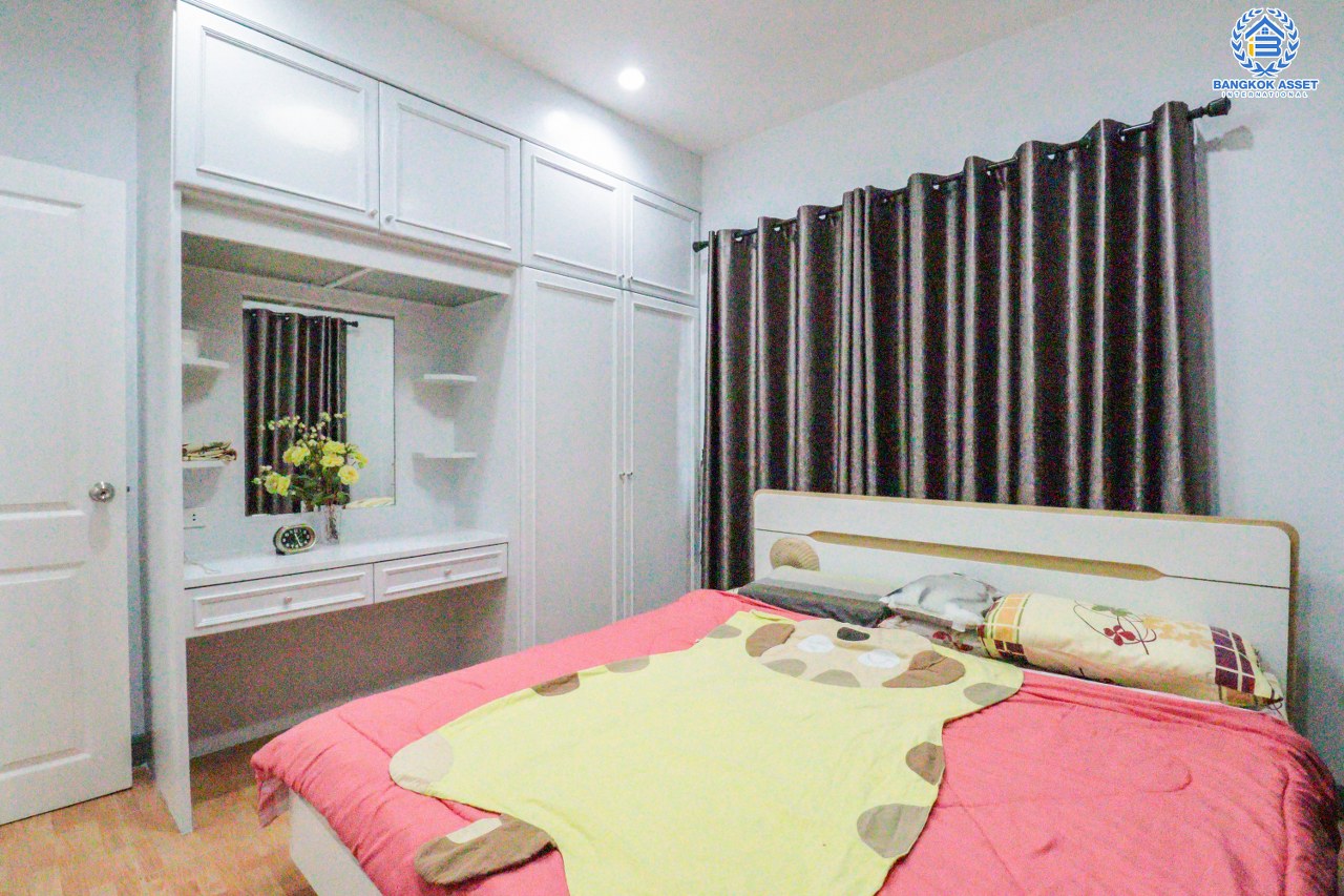 บ้านเดี่ยวมือสองนนทบุรี ทำเลใกล้รถไฟฟ้า* แปลงมุม! โครงการ มณีรินทร์ รัตนาธิเบศร์ คุณภาพ พร็อพเพอร์ตี้ เพอร์เฟค ตกแต่งพร้อมอยู่ เนื้อที่ 74.40 ตร.ว. ฟังก์ชั่น 3 ห้องนอน 2 ห้องน้ำ บนทำเลที่ดีที่สุด* เชื่อมต่อรัตนาธิเบศร์ และราชพฤกษ์ ใจกลาง 2 เซ็นทรัลฯ ใกล้ MRT สายสีม่วง "สถานีบางรักน้อยท่าอิฐ"...