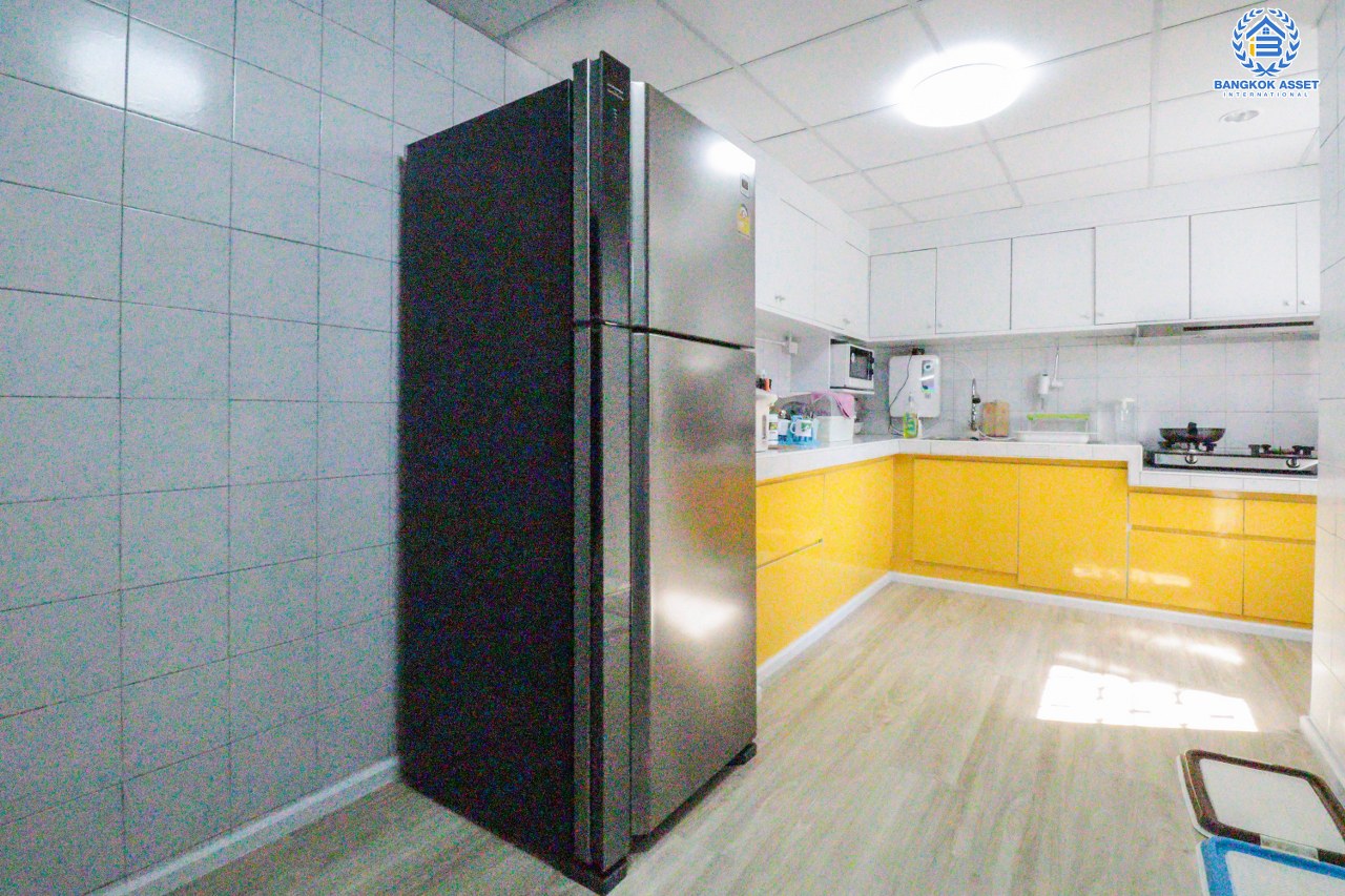 บ้านเดี่ยวมือสองนนทบุรี ทำเลใกล้รถไฟฟ้า* แปลงมุม! โครงการ มณีรินทร์ รัตนาธิเบศร์ คุณภาพ พร็อพเพอร์ตี้ เพอร์เฟค ตกแต่งพร้อมอยู่ เนื้อที่ 74.40 ตร.ว. ฟังก์ชั่น 3 ห้องนอน 2 ห้องน้ำ บนทำเลที่ดีที่สุด* เชื่อมต่อรัตนาธิเบศร์ และราชพฤกษ์ ใจกลาง 2 เซ็นทรัลฯ ใกล้ MRT สายสีม่วง "สถานีบางรักน้อยท่าอิฐ"...