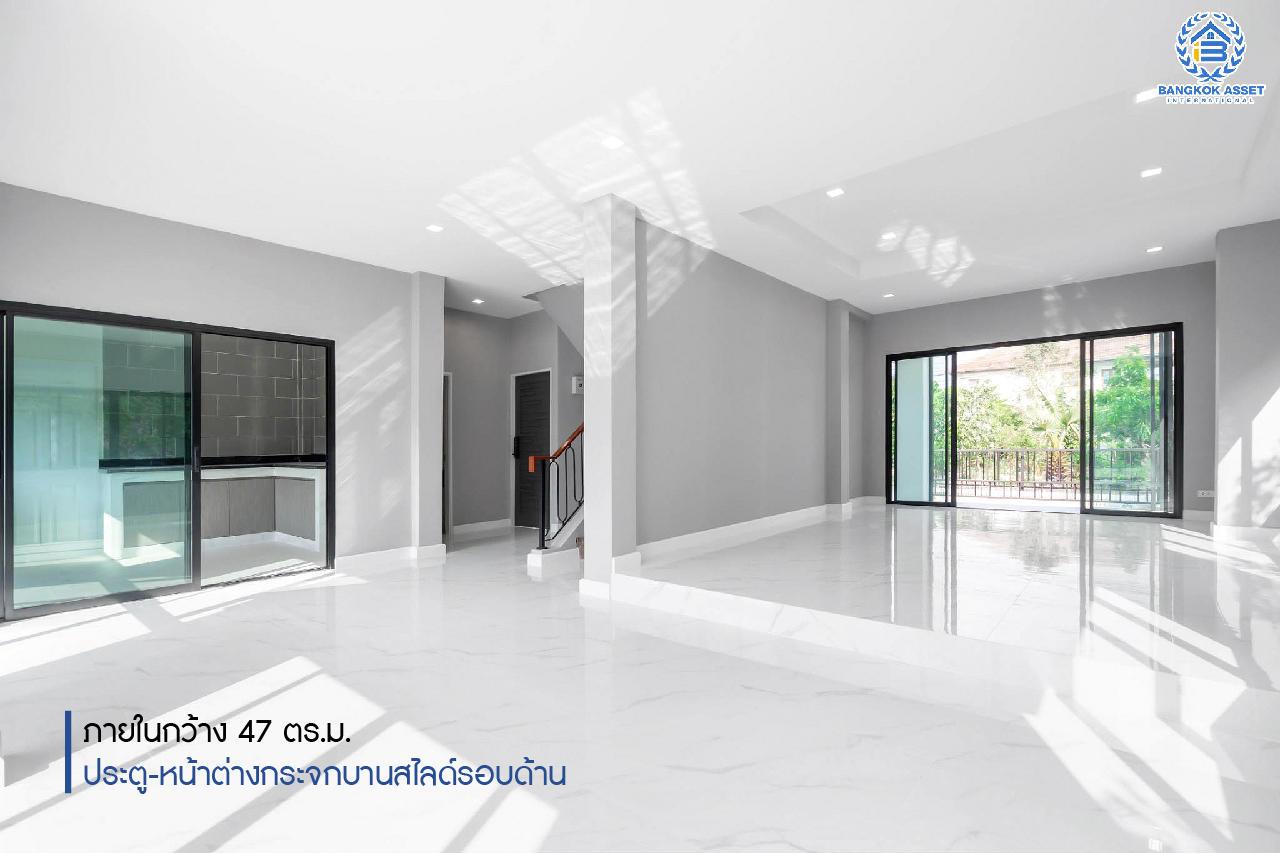 บ้านมือสองตกแต่งใหม่ หลังใหญ่ ม.กฤษดานคร31 ปิ่นเกล้า ถนนบรมราชชนนี เนื้อที่กว้าง 100.6 ตร.ว. ฟังก์ชั่น 3 ห้องนอน 3 ห้องน้ำ 4 ที่จอดรถ บนทำเลศักยภาพใกล้ทางคู่ขนานลอยฟ้าบรมราชชนนี ม.มหิดล และ เพียง 10 นาทีถึงเซ็นทรัลปิ่นเกล้า