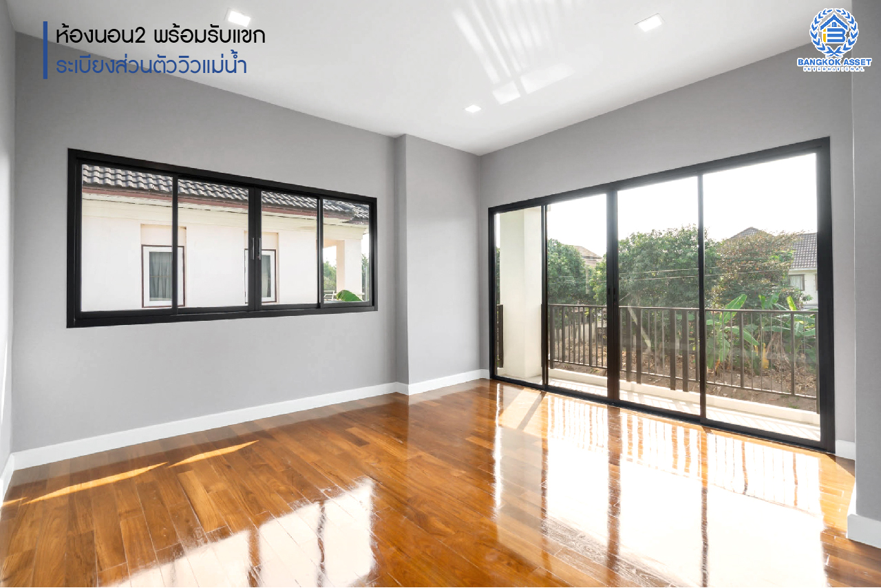 บ้านมือสองตกแต่งใหม่ หลังใหญ่ ม.กฤษดานคร31 ปิ่นเกล้า ถนนบรมราชชนนี เนื้อที่กว้าง 100.6 ตร.ว. ฟังก์ชั่น 3 ห้องนอน 3 ห้องน้ำ 4 ที่จอดรถ บนทำเลศักยภาพใกล้ทางคู่ขนานลอยฟ้าบรมราชชนนี ม.มหิดล และ เพียง 10 นาทีถึงเซ็นทรัลปิ่นเกล้า