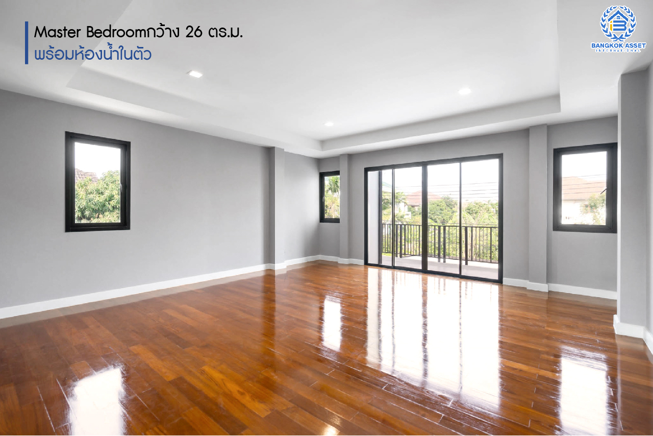 บ้านมือสองตกแต่งใหม่ หลังใหญ่ ม.กฤษดานคร31 ปิ่นเกล้า ถนนบรมราชชนนี เนื้อที่กว้าง 100.6 ตร.ว. ฟังก์ชั่น 3 ห้องนอน 3 ห้องน้ำ 4 ที่จอดรถ บนทำเลศักยภาพใกล้ทางคู่ขนานลอยฟ้าบรมราชชนนี ม.มหิดล และ เพียง 10 นาทีถึงเซ็นทรัลปิ่นเกล้า