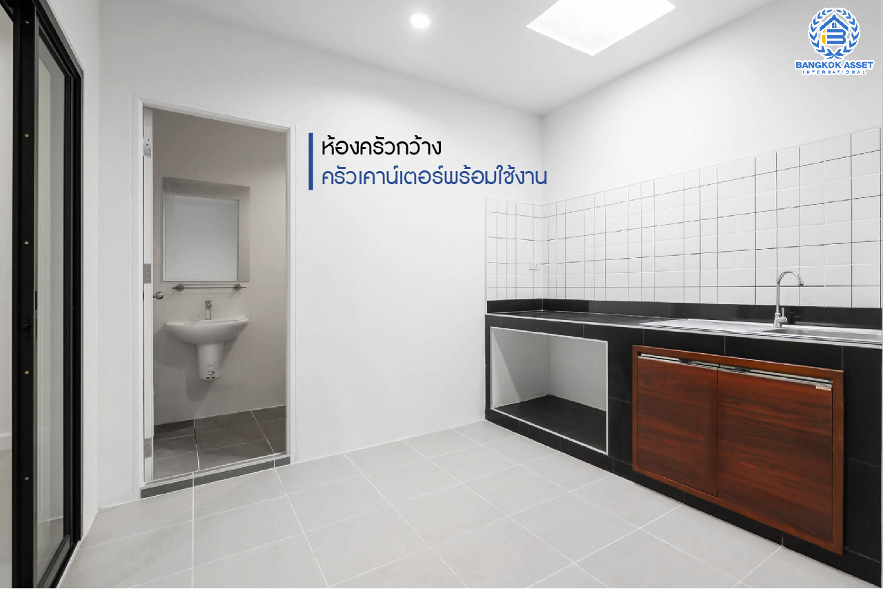 บ้านมือสองตกแต่งใหม่ ม.ไทยธานีวิลล่า2 โชคชัย4 ทาวน์เฮ้าส์ 3 ชั้นหลังใหญ่ ห้องมุม บนเนื้อที่มากถึง 25 ตร.ว. ฟังก์ชั่นพร้อม 4 ห้องนอนใหญ่ 3 ห้องน้ำ บนทำเลทองใจกลางแหล่งชุมชน สะดวกสบายเชื่อมต่อรวดเร็ว ใกล้จุดขึ้นทางด่วน "รามอินทรา-อาจณรงค์" และใกล้รถไฟฟ้าสายสีเหลือง (สายอนาคต) "สถานีโชคชัย4"