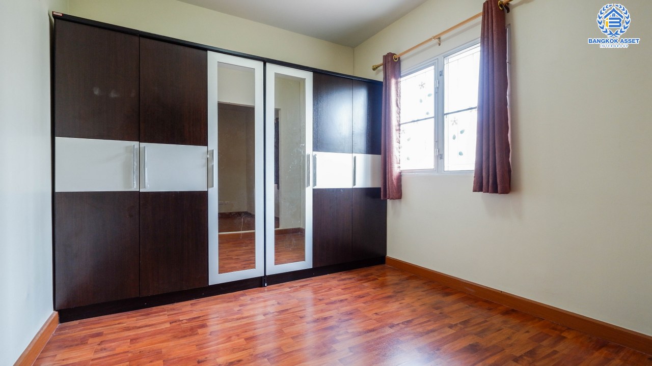 ทาวน์เฮ้าส์มือสองนนทบุรี หลังมุม พร้อมอยู่! ม.พฤกษาวิลล์22 พระราม5-นครอินทร์ เนื้อที่ 31 ตร.ว. ฟังก์ชั่นพร้อม 3 ห้องนอน 2ห้องน้ำ บนทำเลเดินทางสะดวก เชื่อมต่อทุกการเดินทาง ใกล้สะพานพระรามห้า และรถไฟฟ้าสถานี "แยกติวานนท์"...