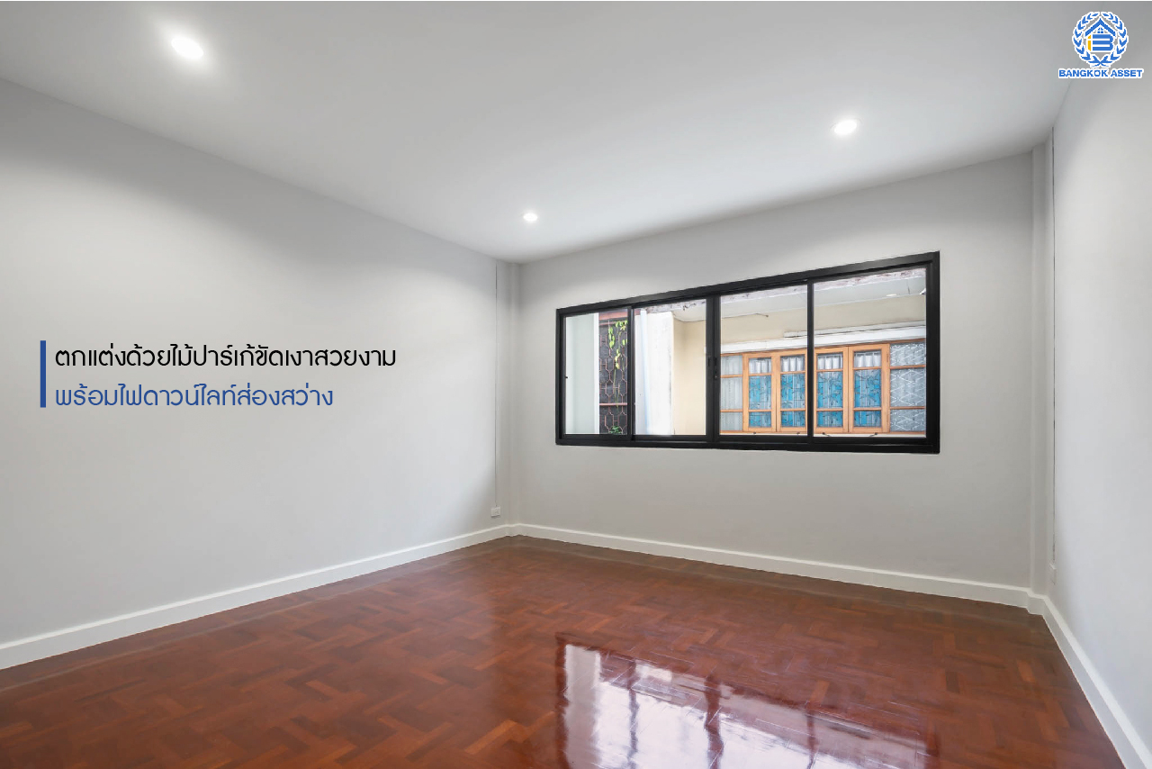 บ้านมือสองตกแต่งใหม่ ม.บุศรินทร์ บางบัวทอง เนื้อที่ 18 ตร.ว. ฟังก์ชัน 2 ห้องนอน 2 ห้องน้ำ บนทำเลยอดเยี่ยม เชื่อมต่อถนนสายหลัก ถนนกาญจนาภิเษก ถนนรัตนาธิเบศร์ ถนนบางกรวย-ไทรน้อย และใกล้รถไฟฟ้าสถานี "บางพลู" เพียง 5 นาที และ ใกล้เซ็นทรัลเวสต์เกต