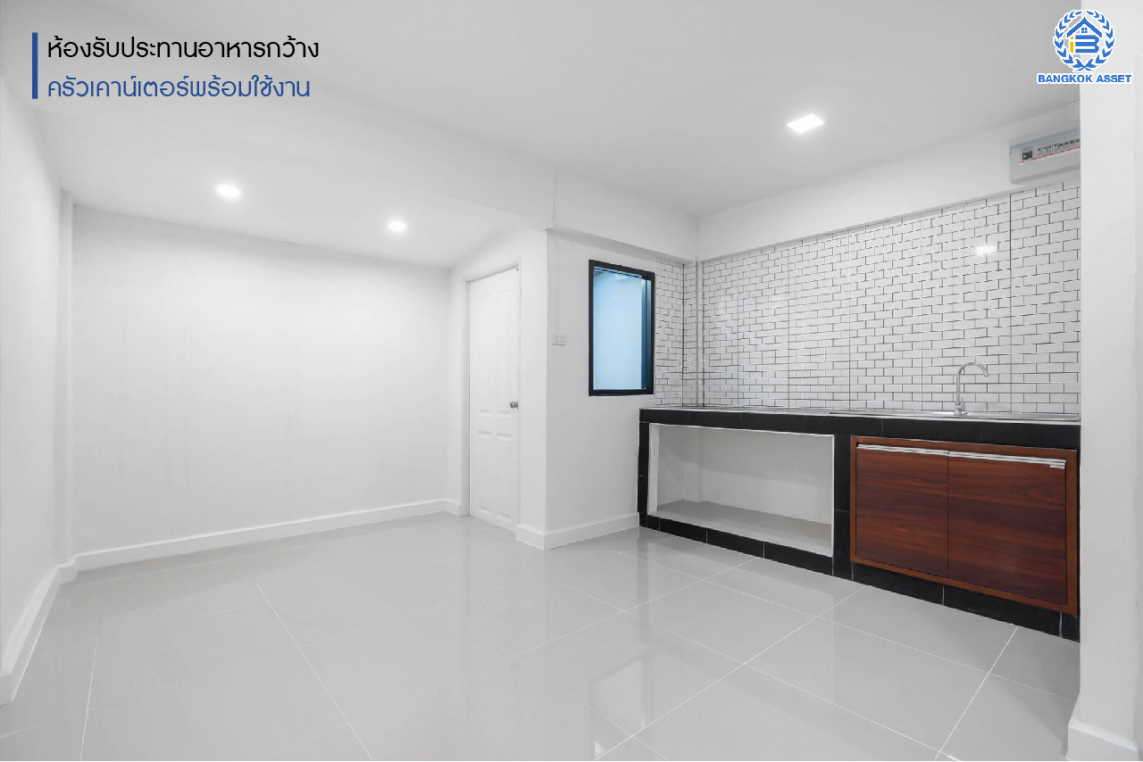 ทาวน์เฮ้าส์มือสองนนทบุรี ม.นันทนาการ์เด้นท์1 ราชพฤกษ์-ท่าอิฐ แบรนด์ Property Perfect หลังใหญ่พร้อมอยู่ เนื้อที่ 17 ตร.ว. ฟังก์ชันพร้อม 2 ห้องนอน 2 ห้องน้ำ บนทำเลเดินทางสะดวก เข้า-ออกได้ ทั้งทางราชพฤกษ์ และรัตนาธิเบศร์ ใกล้รถไฟฟ้าสถานี "บางรักน้อยท่าอิฐ" เพียง 5 นาที