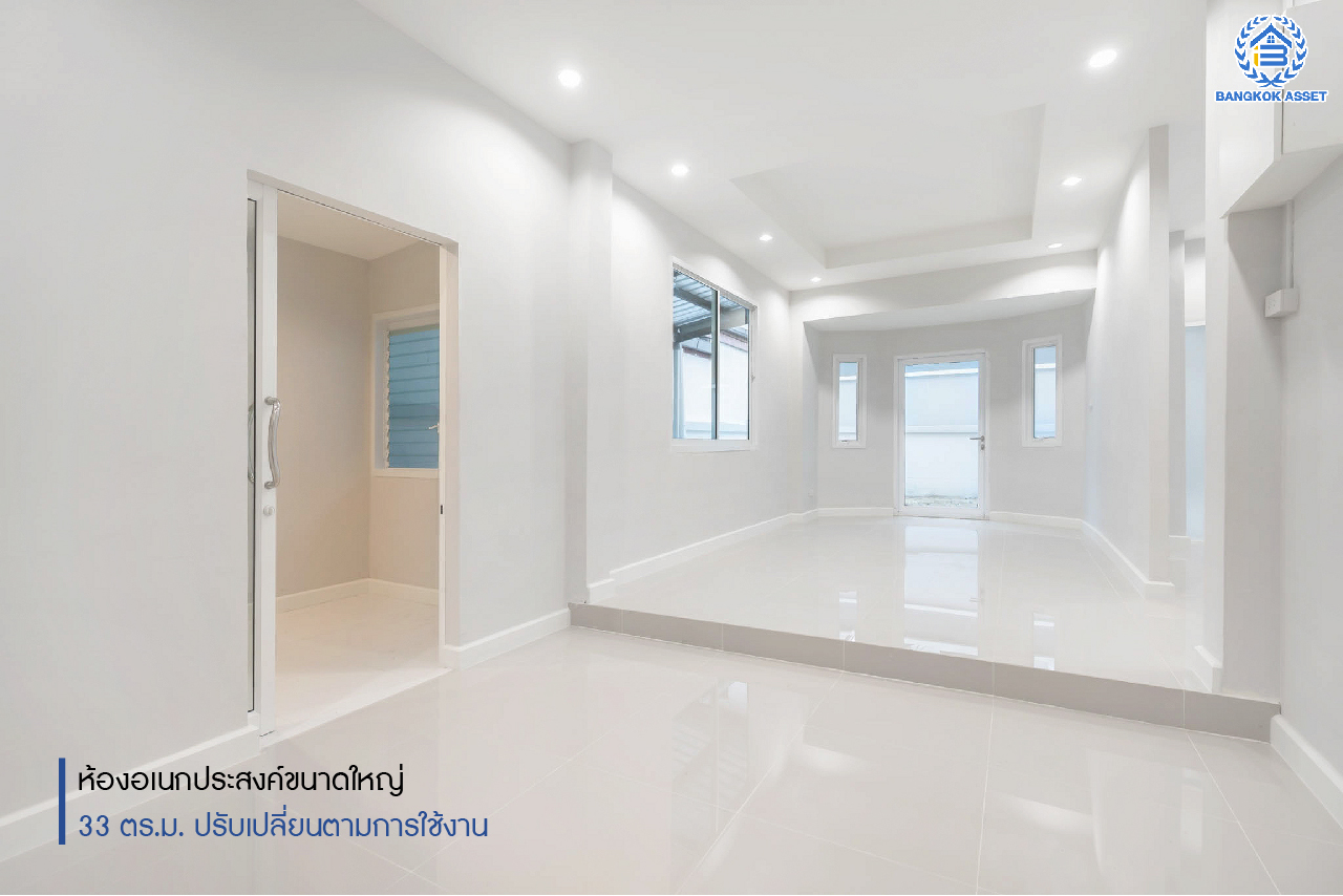 บ้านมือสองตกแต่งใหม่ ม.มณีรินทร์ รัตนาธิเบศร์ แบรนด์ Property Perfect หลังใหญ่ เนื้อที่ 60 ตร.ว. ฟังก์ชันจัดเต็ม 4 ห้องนอน 3 ห้องน้ำ 1 ห้องอเนกประสงค์ จอดรถได้ 2 คัน บนทำเลศักยภาพ ใกล้ทางด่วนงามวงศ์วาน และเพียง 10 นาที ถึงรถไฟฟ้า "สถานีบางรักน้อยท่าอิฐ"