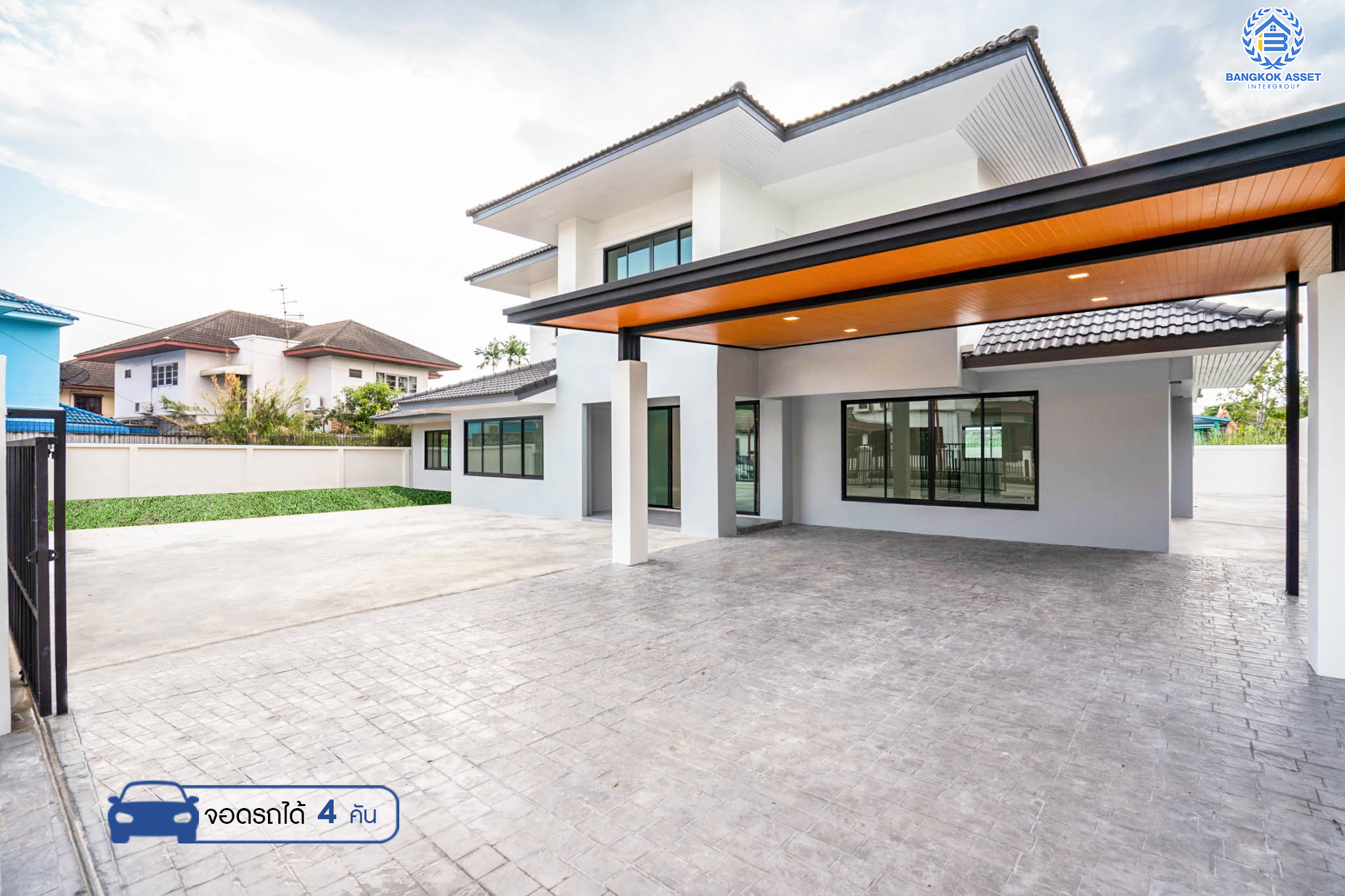 คฤหาสน์มือสองตกแต่งใหม่ ที่สุดแห่งพื้นที่ขนาดใหญ่สุดคุ้ม! เนื้อที่ 155.8 ตร.ว. หลังมุม ม.พัชรวิลล์ บางกรวย-ไทรน้อย พื้นที่ใช้สอยถึง 445 ตร.ม. อีกระดับของฟังก์ชัน 6 ห้องนอน 4 ห้องน้ำ 2 ห้องอเนกประสงค์ จอดรถได้ 4 คัน บนทำเลศักยภาพเชื่อมต่อ 3 เส้นทาง ใกล้เซ็นทรัลเวสต์เกต ทางด่วน "กาญจนาภิเษก" เพียง 5 นาทีถึงรถไฟฟ้า "สถานีบางพลู"