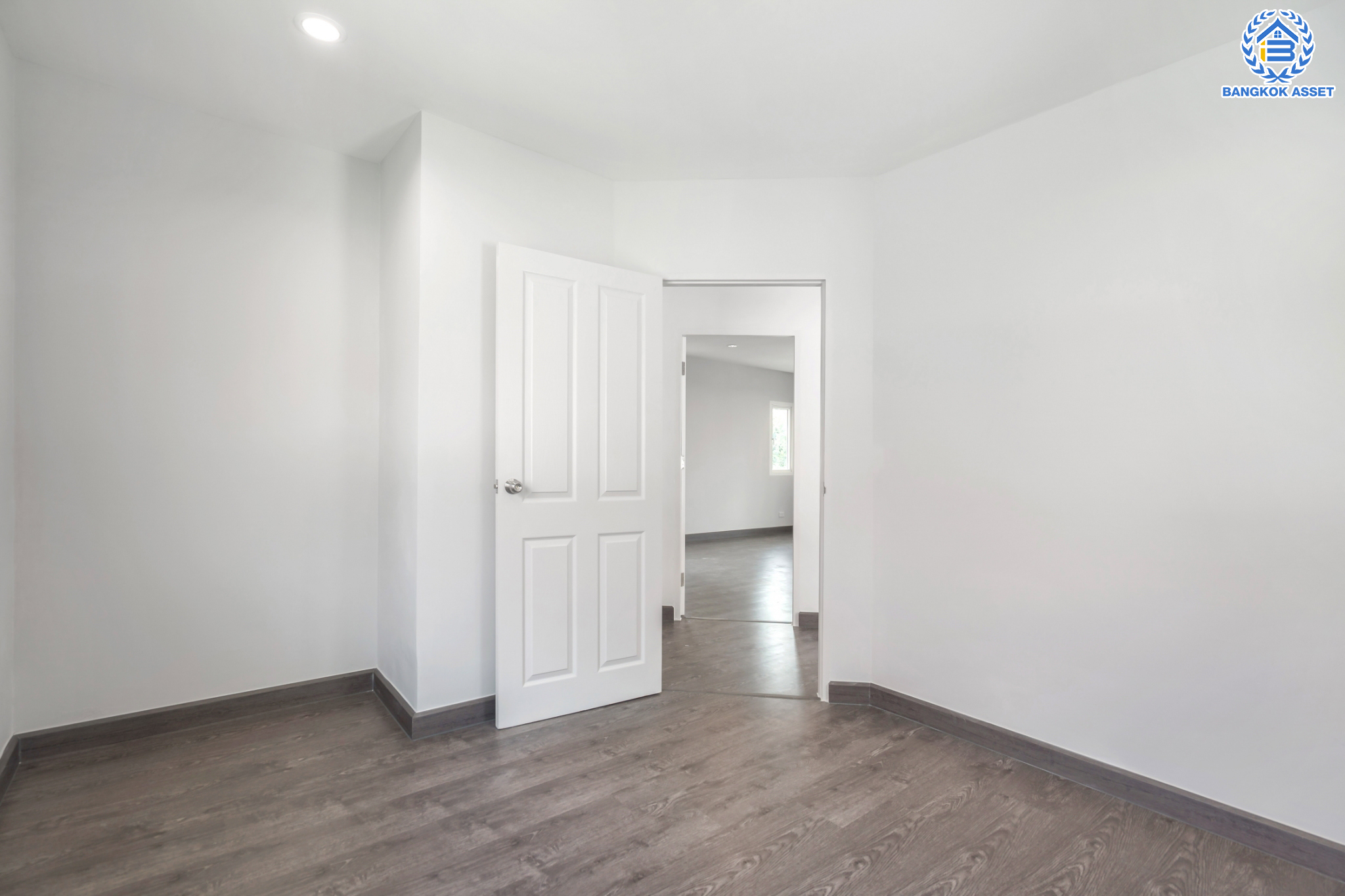 บ้านมือสองตกแต่งใหม่ แบรนด์ Property Perfect ม.เพอร์เฟคพาร์ค พระราม5-บางใหญ่ (ซ.วัดพระนอน) เนื้อที่ 36 ตร.ว. บ้านแฝดฟังก์ชันระดับบ้านเดี่ยว! 3 ห้องนอน 2 ห้องน้ำ 2 ที่จอดรถ โซนใกล้ทะเลสาบและสวนสาธารณะ รายล้อมด้วย Facilities ครบครัน บนทำเลใกล้วงแหวนกาญจนาฯ เซ็นทรัลเวสต์เกต และรถไฟฟ้าสายสีม่วง "สถานีตลาดบางใหญ่"