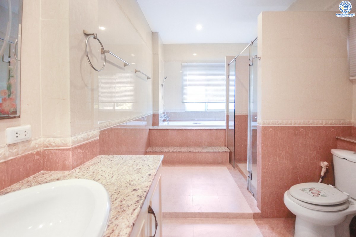 บ้านเดี่ยวมือสองนนทบุรี หลังมุม! โครงการ บางกอกบูเลอวาร์ด ราชพฤกษ์-พระราม5 (ใกล้วงเวียนพระราม5) ภายในตกแต่งหรู เนื้อที่กว้างขวางถึง 113.6 ตร.ว. จอดรถได้ 2 คัน พร้อมเฟอร์นิเจอร์บิ้วอินท์ทั้งหลัง!! บนทำเลเปี่ยมศักยภาพ หน้าโครงการติดถนนราชพฤกษ์ ภายในโครงการหรูหรามาก  เชื่อมสู่หลายเส้นทางได้อย่างรวดเร็ว ใกล้ The Walk ,The Crystal SB และอื่นๆอีกมากมาย