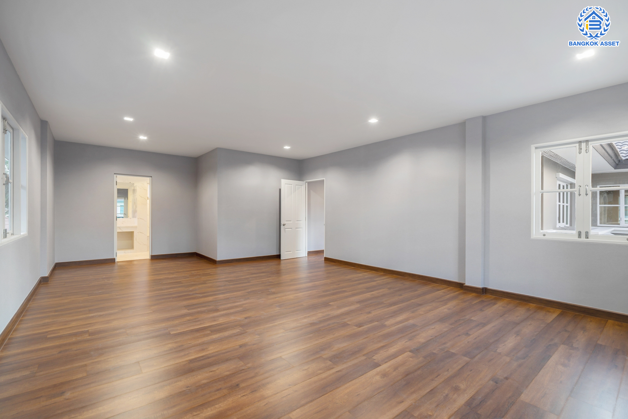 คฤหาสน์มือสองตกแต่งใหม่ ม.ลดาวัลย์ เลคโคโลเนียล กาญจนาภิเษก-พระราม2 ตกแต่งสุด Luxury เนื้อที่ 120 ตร.ว. โครงการบรรยากาศ Private โซนใกล้ส่วนกลาง ฟังก์ชันจัดเต็ม 5 ห้องนอน 5 ห้องน้ำ 1 ห้องอเนกประสงค์ 1 ห้องแม่บ้าน จอดรถได้ถึง 4 คัน บนพื้นที่ใช้สอยกว่า 620 ตร.ม. ทำเลติดถนนกาญจนาภิเษก ใจกลางย่านบางบอน เชื่อมต่อถนนพระราม2 และถนนเอกชัย ใกล้เซ็นทรัลพระราม2 และเดอะมอลล์บางแค