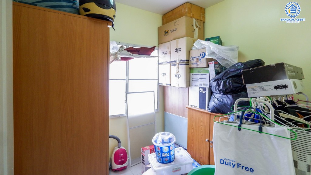 ทาวน์เฮ้าส์มือสองย่านนทบุรี ม.พฤกษา 45 บางใหญ่-ลาดปลาดุก เนื้อที่ 16 ตร.ว. ฟังก์ชัน 3 ห้องนอน 2 ห้องน้ำ  บ้านสวย พร้อมอยู่ บนทำเลที่เดินทางสะดวก ใกล้รถไฟฟ้าสายสีม่วง สถานี "คลองบางไผ่" และ ใกล้เซ็นทรัลเวสต์เกต...