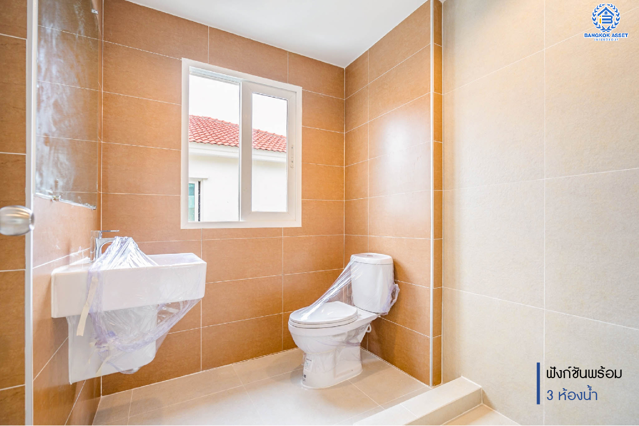 บ้านมือสองตกแต่งใหม่ ม.คาซ่าวิลล์ วัชรพล-สุขาภิบาล 5 แบรนด์ Q.House เนื้อที่ 50.6 ตร.ว. ฟังก์ชัน 3 ห้องนอน 3 ห้องน้ำ จอดรถได้ 2 คัน Facilities ครบครัน บนทำเลเชื่อมต่อหลายเส้นทาง ถ.รามอินทรา ถ.สายไหม และถ.พหลโยธิน ใกล้สนามบินดอนเมือง ทางด่วน "รามอินทรา" และรถไฟฟ้าสายสีเขียว "สถานีคูคต"