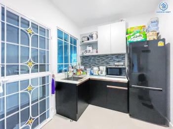 *****บ้านเดี่ยวมือสองนนทบุรี หลังมุม พร้อมอยู่ ม.เอ็มเวนิว เวสต์เกต บางใหญ่-กาญจนาภิเษก บ้านสวยฟังก์ชันครบ รองรับครอบครัวขนาดใหญ่ 4 ห้องนอน 3 ห้องน้ำ 2 ที่จอดรถ  พร้อมต่อเติมเรือนรับรอง 1 หลัง บนทำเลศักยภาพ ใกล้เซ็นทรัลเวสต์เกต และ MRT สายสีม่วง "สถานีคลองบางไผ่"