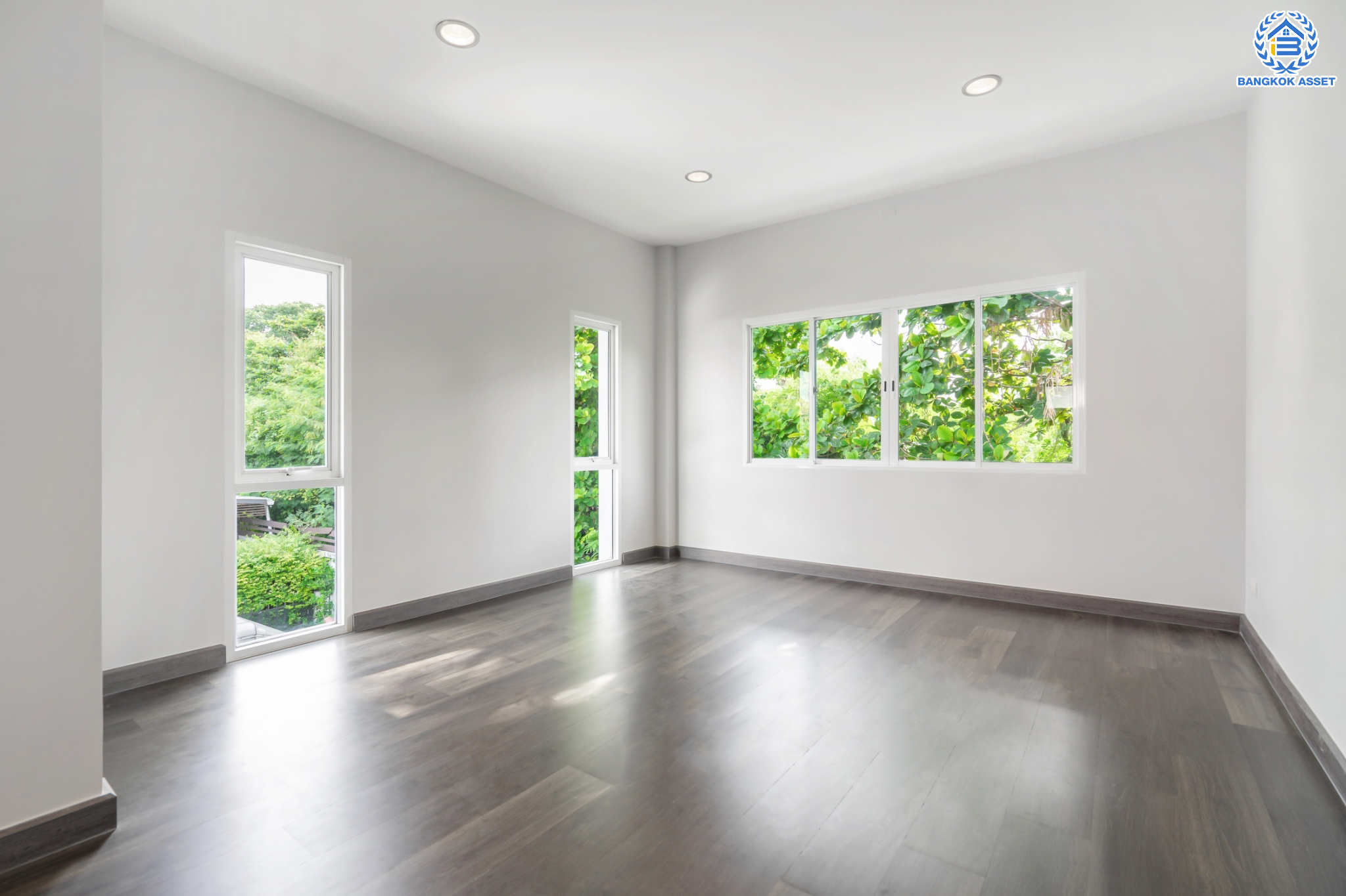 บ้านเดี่ยวมือสองนนทบุรี หลังมุม ม.บ้านณดล รัตนาธิเบศร์-เรวดี เนื้อที่ 58.5 ตร.ว. พร้อมเข้าอยู่ ฟังก์ชัน 3 ห้องนอน 3 ห้องน้ำ จอดรถได้ 2 คัน พร้อมตอบโจทย์ทุกการเข้าอยู่ บนทำเลเดินทางสะดวก เข้า-ออก ได้หลายเส้นทาง ใกล้เซ็นทรัลรัตนาธิเบศร์ และรถไฟฟ้าสายสีม่วง "สถานีสะพานพระนั่งเกล้า